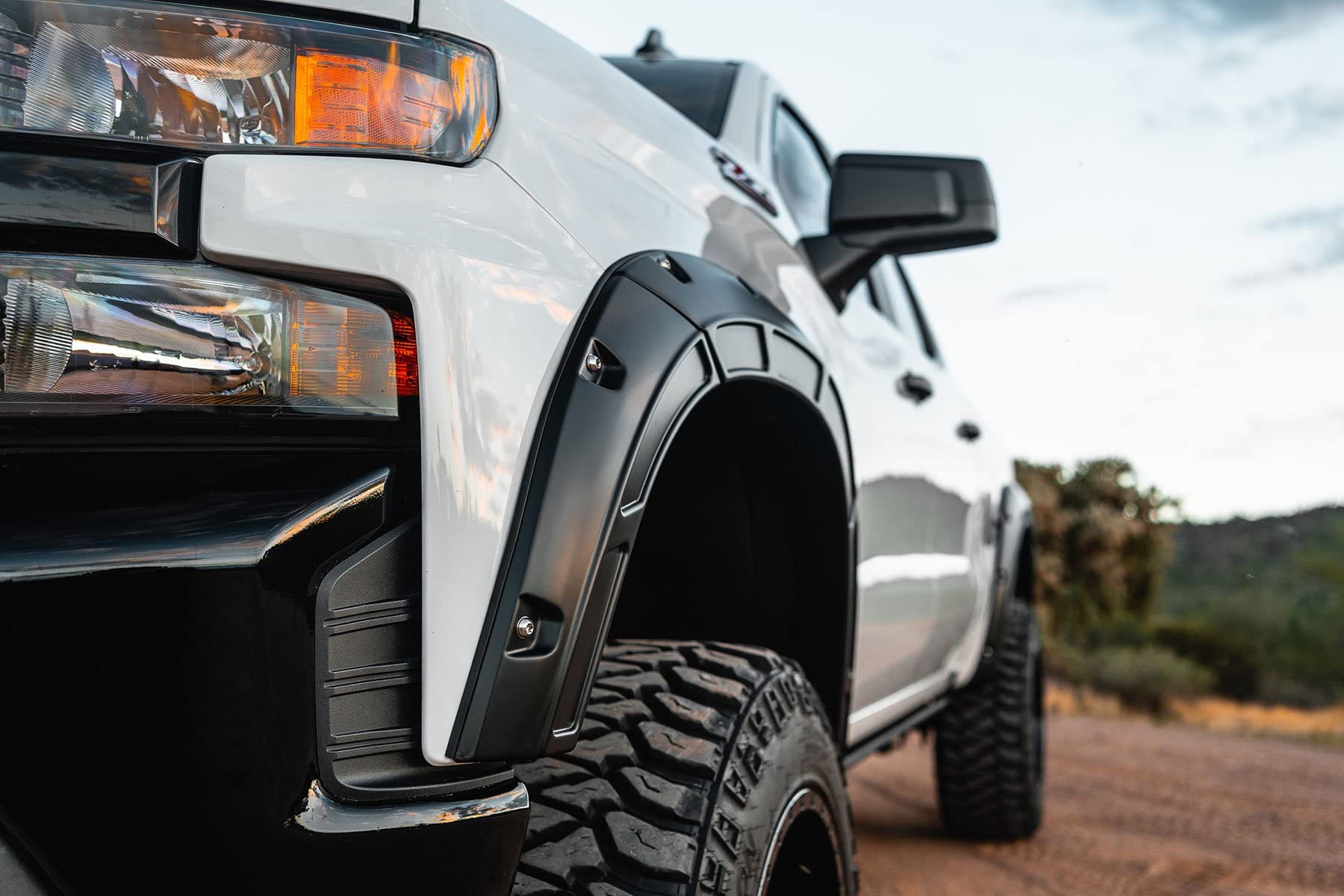 Defender Fender Flares Rough Country for Chevy Silverado 1500 (2019-2026 & Refresh) - 2" Extra Tire Coverage, UV-Resistant ABS, Flat Black (Set of 4)