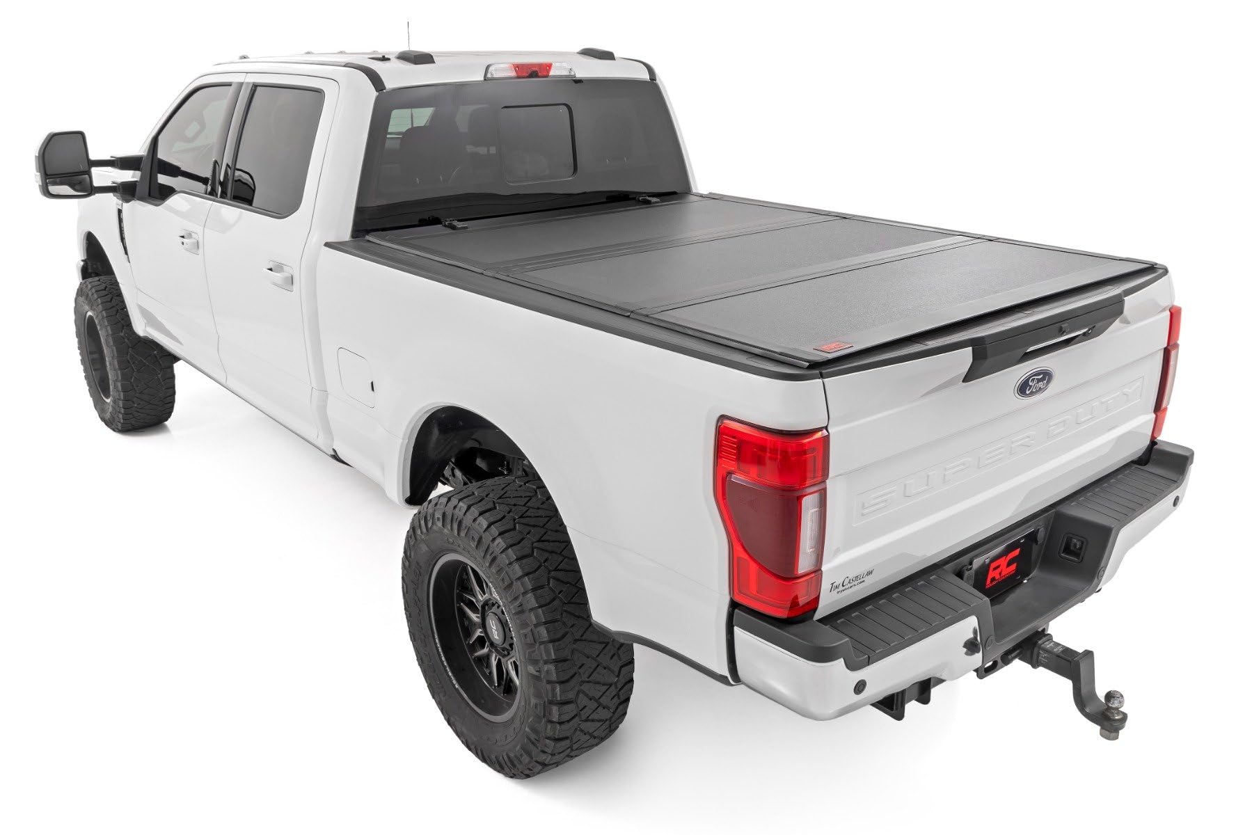 Rough Country Hard Tri-Fold Tonneau Cover for Ford F-250 & F-350 Super Duty (2017-2026) - Aluminum Flip-Up Bed Cover, Fits 6'10 (81.9") Bed