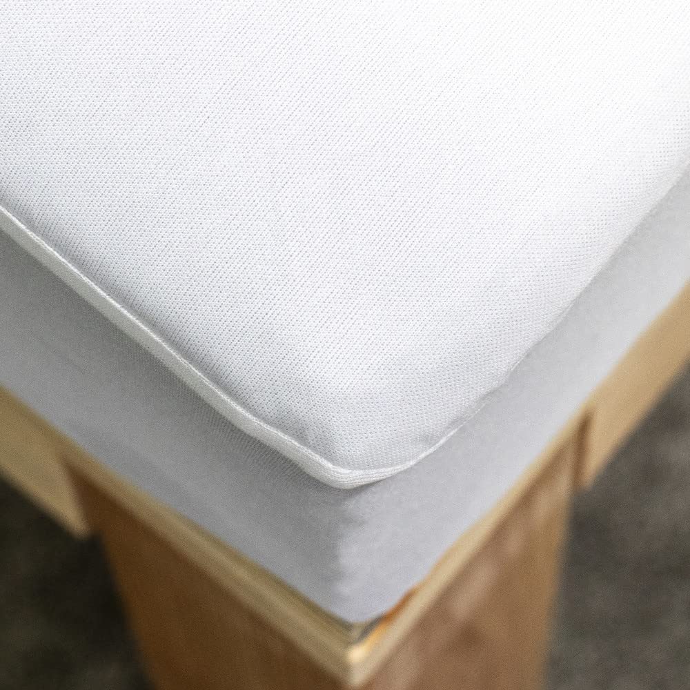 Thomas Payne Lippert Components 2020218505 Mattress Protector - King, White