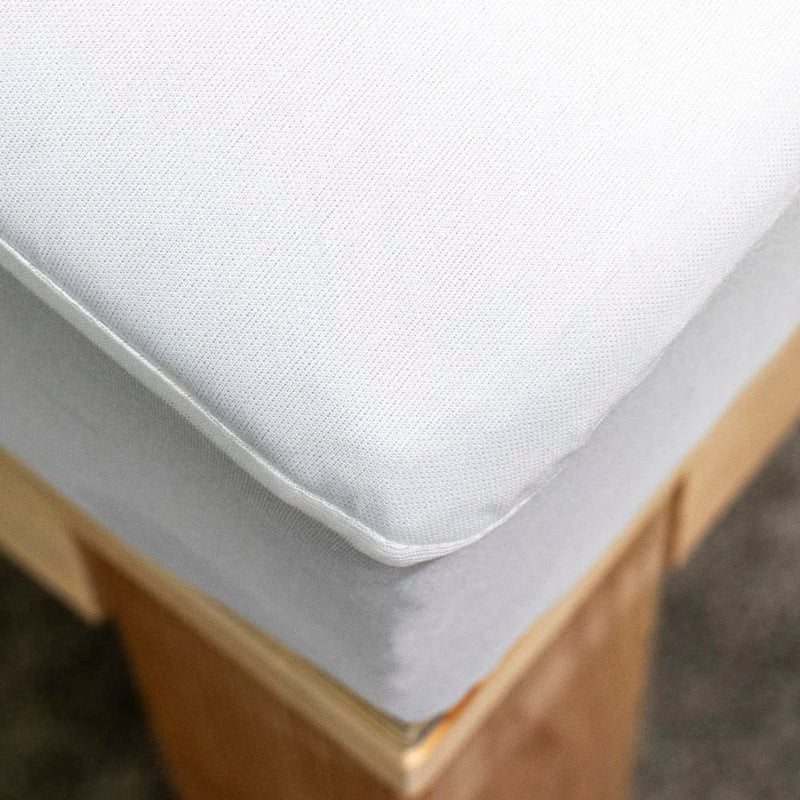 Thomas Payne Lippert Components 2020218505 Mattress Protector - King, White