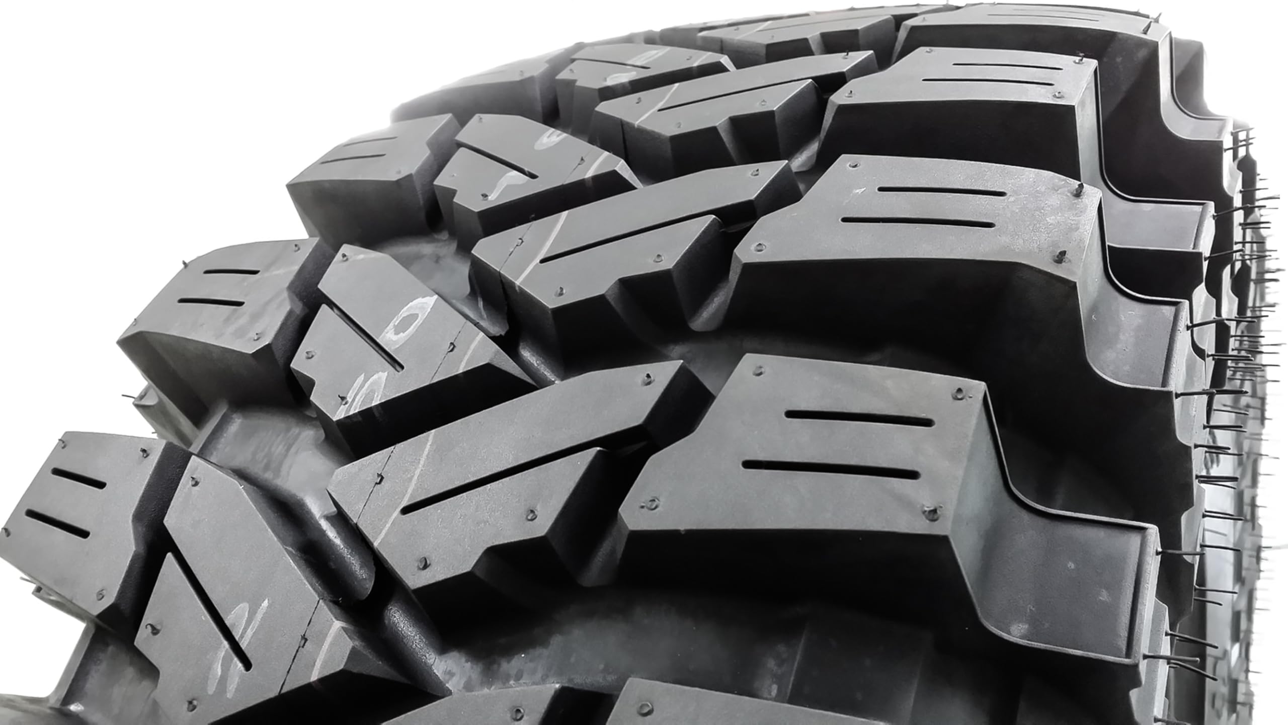 35X12.50-15LT MAXXIS 8PR M-8060 TREPADOR