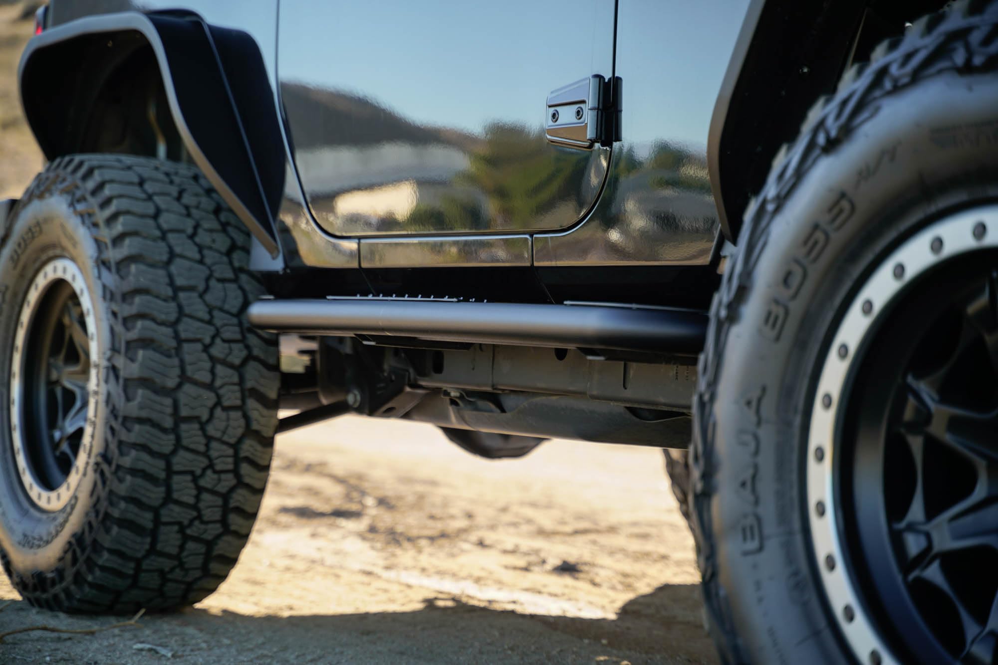 DV8 Offroad OE Plus Side Steps for The Jeep Wrangler JK 2-Door 2007-2018 | Body/Pinch Weld Mounted Side Steps | Anti-Slip Design Provides Excellent Grip for Stepping