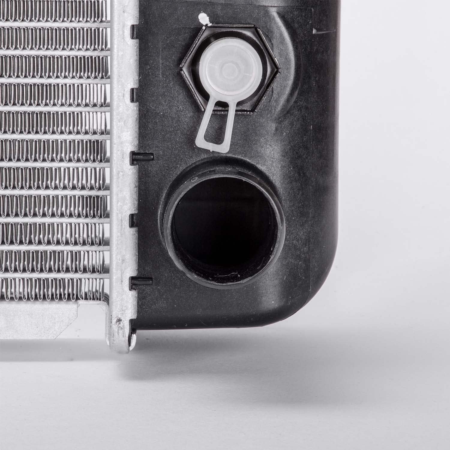 Compatible TYC 1693 Radiator with 1995-2000 Chevrolet C/K Pickup