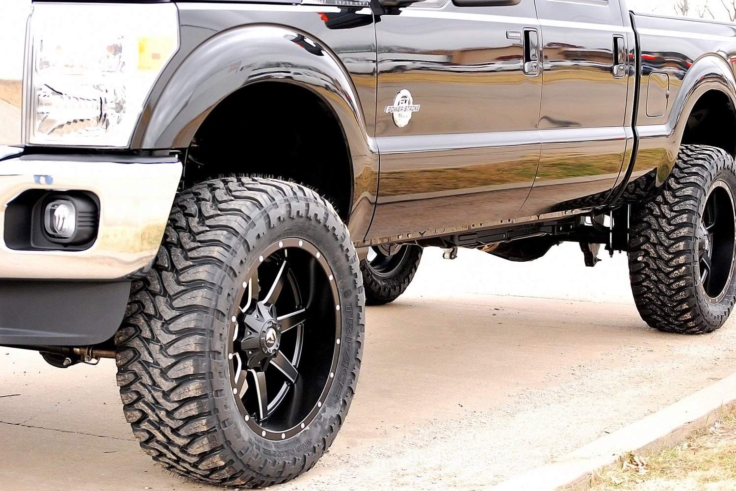 17x9 D538 MAVERICK, Bolt Pattern: 8x6.5/, Offset: -12, MATTE BLACK MILLED, set of 1