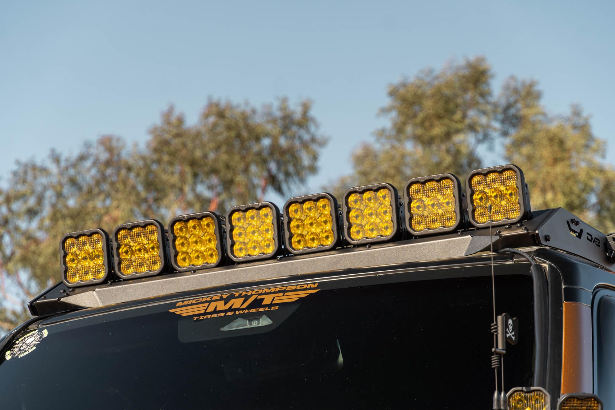 DV8 Offroad Front Light Mount for Roof Rack for 2024-2025 Toyota Land Cruiser 250 Series & Lexus GX 550 | Runs (2) 20” Light Bars, (1) 40” Light Bar, or (10) 3” Pod Lights | Low-Profile Design