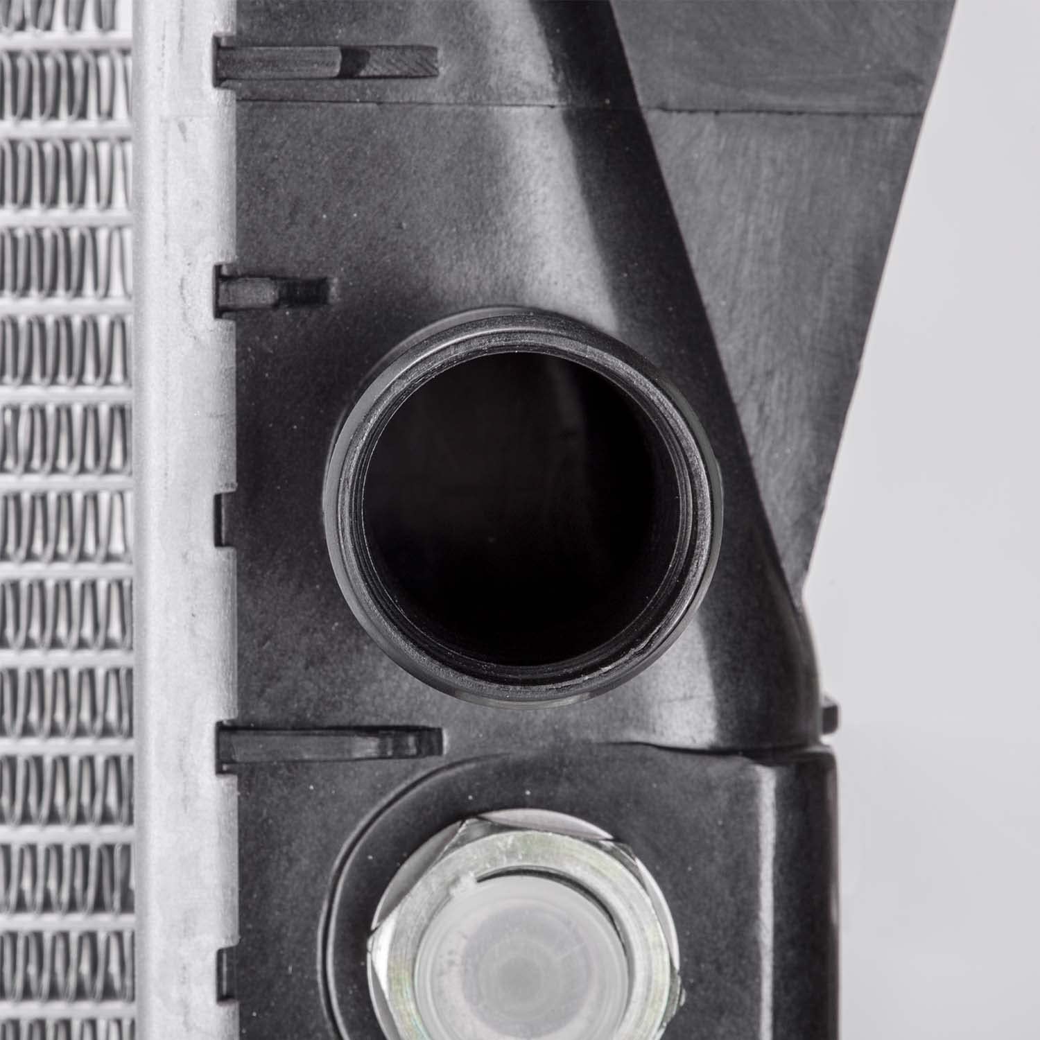 Replacement TYC 1551 Radiator