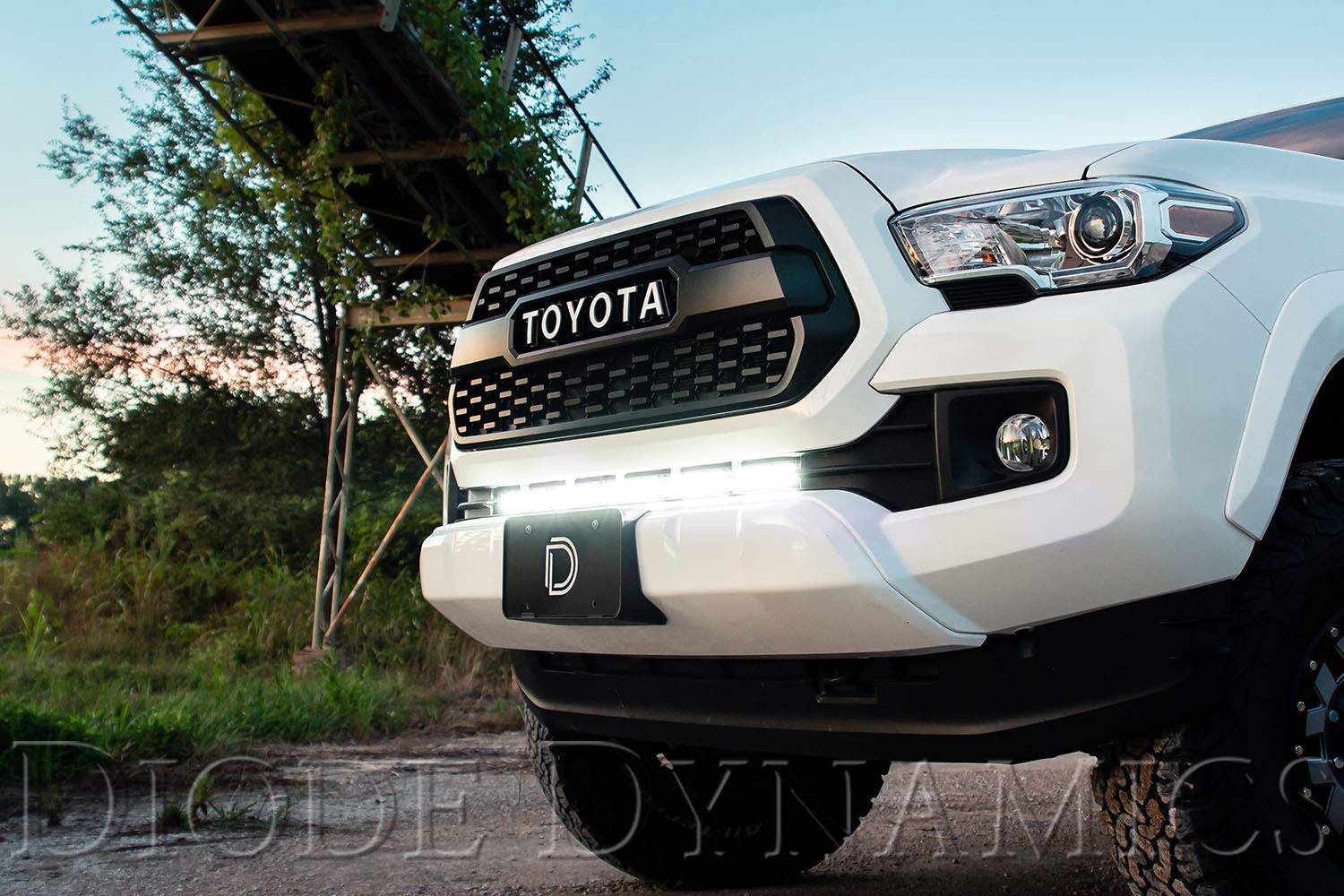 Diode Dynamics 30" Stealth Amber Combo LED Light Bar Kit compatible with Toyota Tacoma 2016-2023