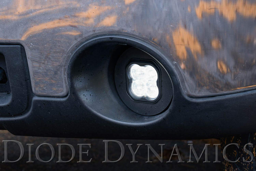 Diode Dynamics Fog Light Kit SS3 LED compatible with GMC Sierra 1500 2007-2013, Yellow SAE Fog Max with Backlight