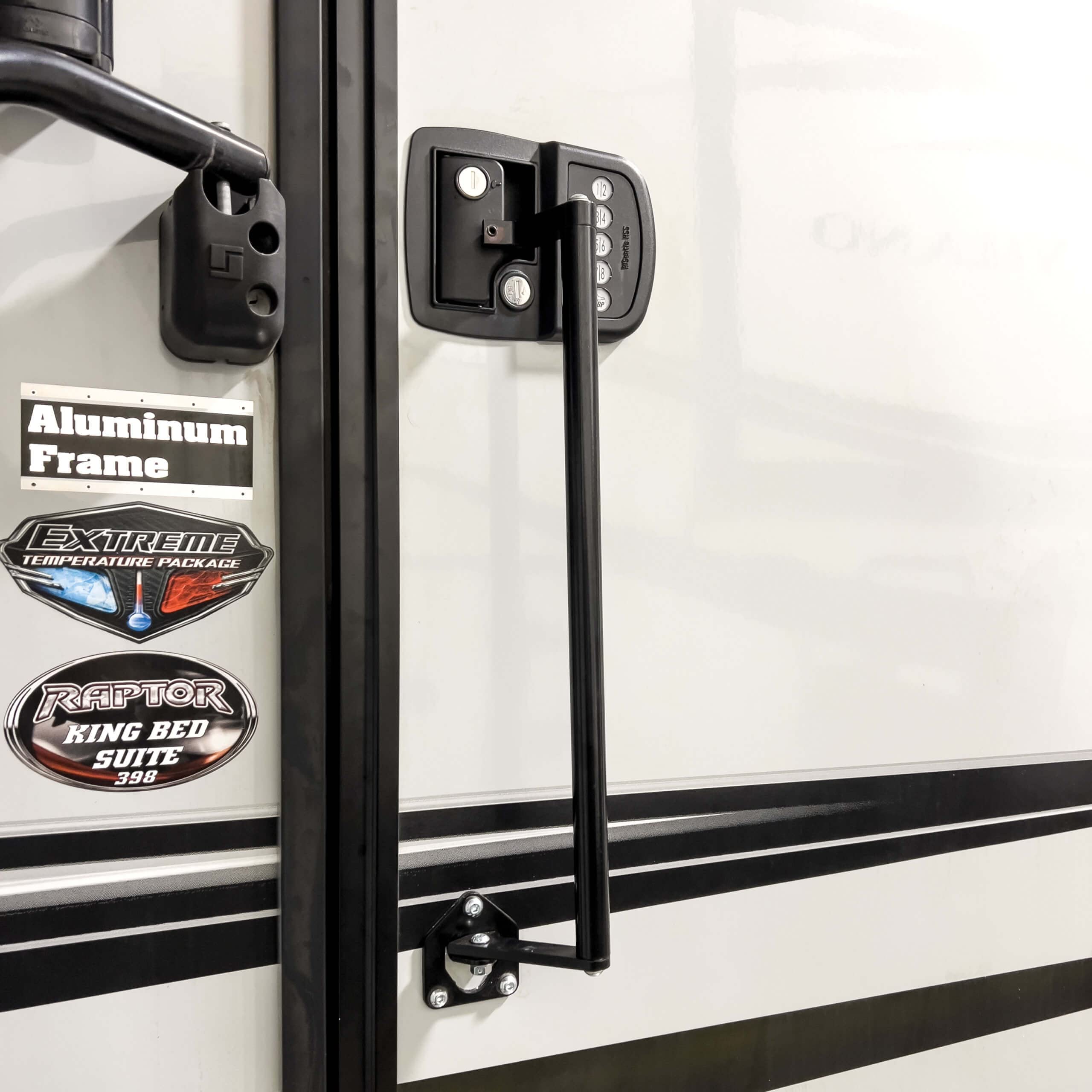 SP54-200 MORryde Latch Extender