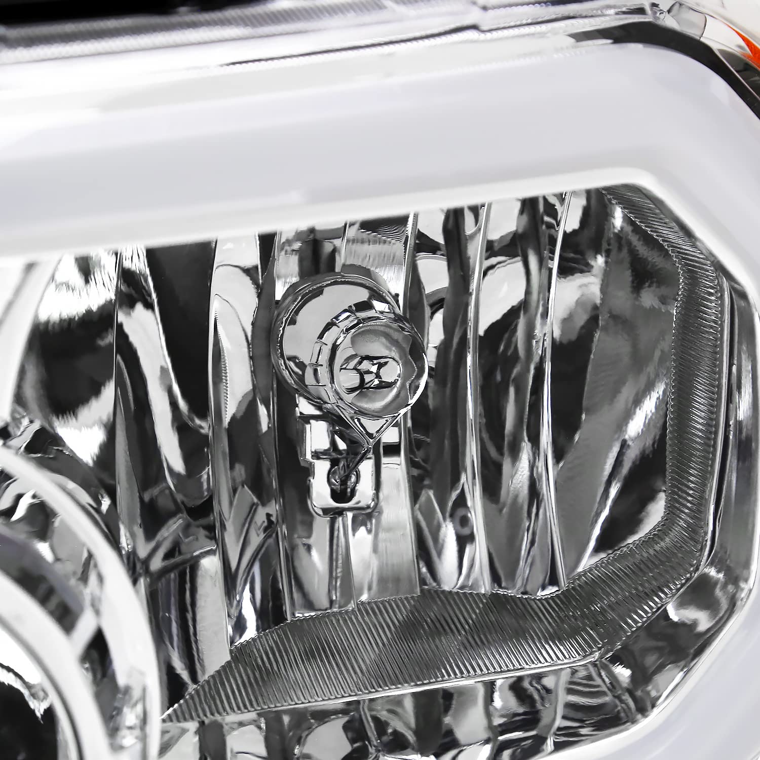 Chrome Headlights SPEC-D TUNING w/LED Tube Compatible with 2007-2013 Toyota Tundra, Left + Right Pair Headlamp Assembly