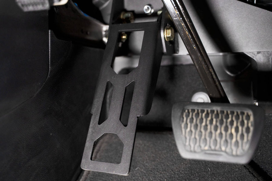 Adjustable Dead Pedal with 2018-2025 Jeep Wrangler JL & 2020-2025 Gladiator JT Compatible | Adjustable Foot Rest Angle | Left Side Mount | Automatic Transmission Only | DV8 Offroad