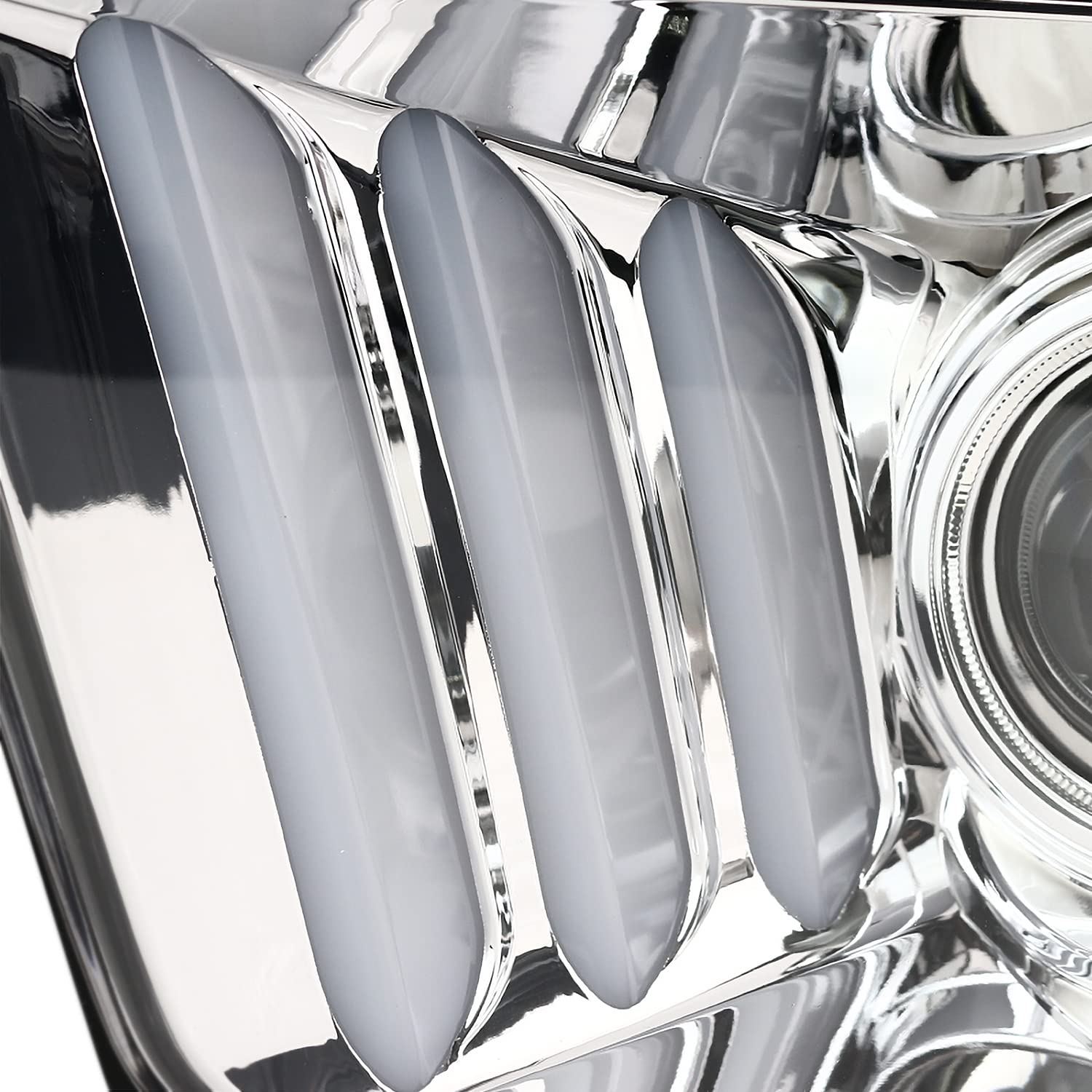 Chrome Projector Headlights SPEC-D TUNING Compatible with 2005-2009 Ford Mustang, Left + Right Pair Headlamps Assembly