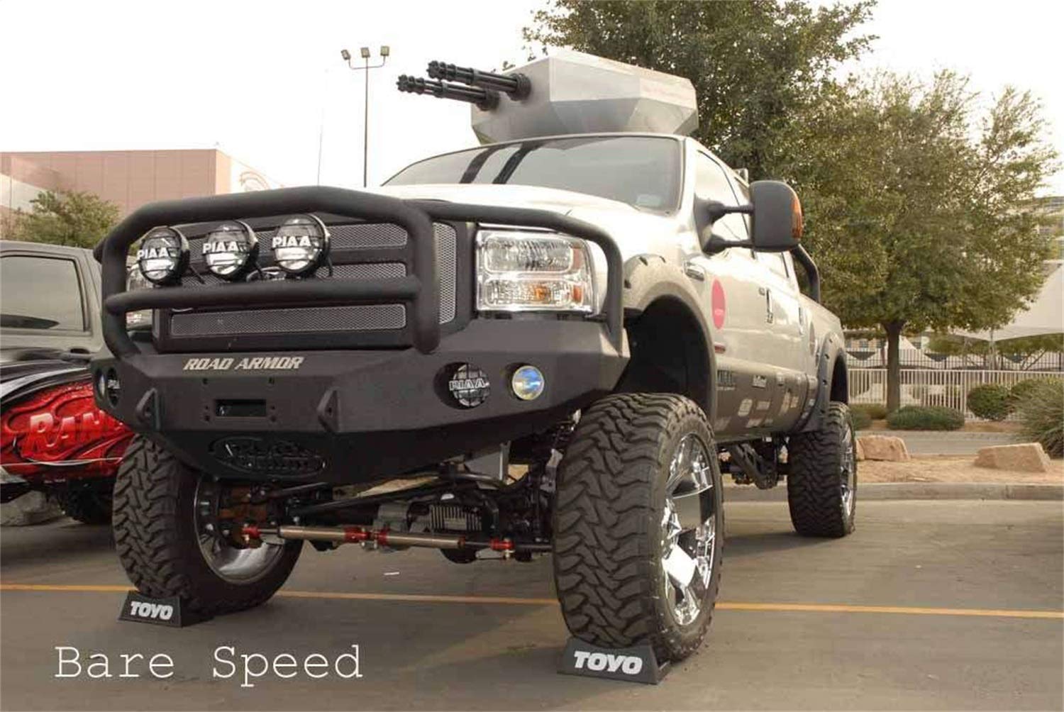 66005B Road Armor Bumper