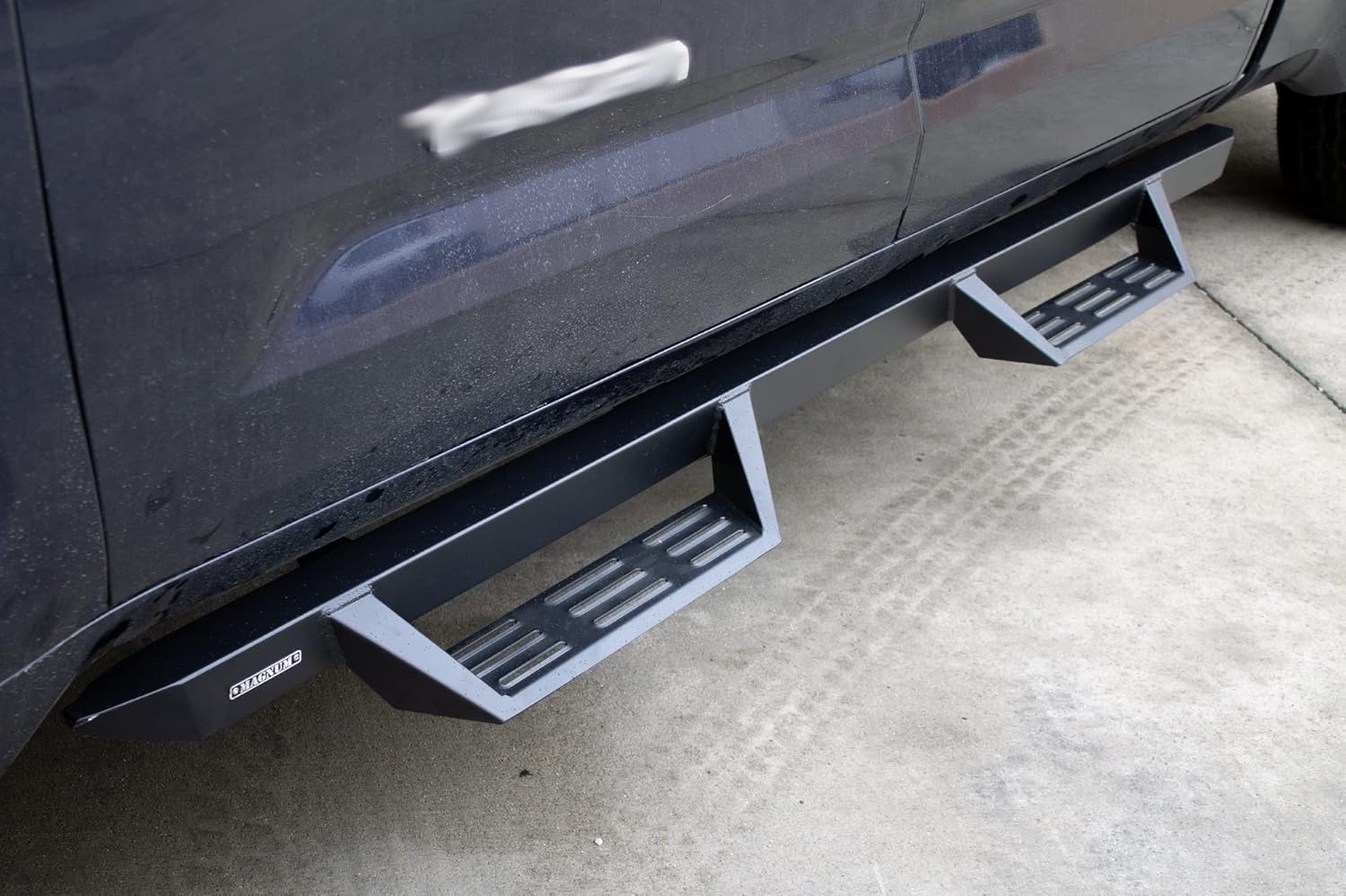 Magnum RT Gen 2 Raptor Series Drop Steps Running Boards Black for 2022-2023 Tundra CrewMax Cab 4 Full Doors, GTS81TY