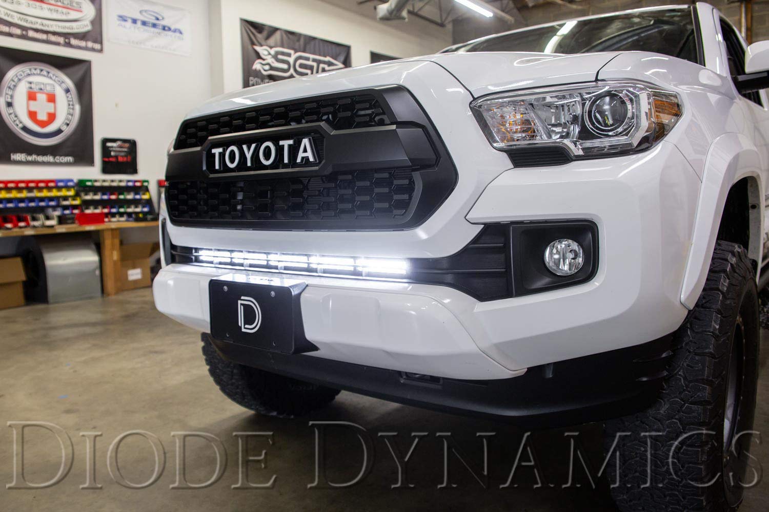 30" LED Light Bar Kit Diode Dynamics Stealth White compatible with Toyota Tacoma 2016-2023