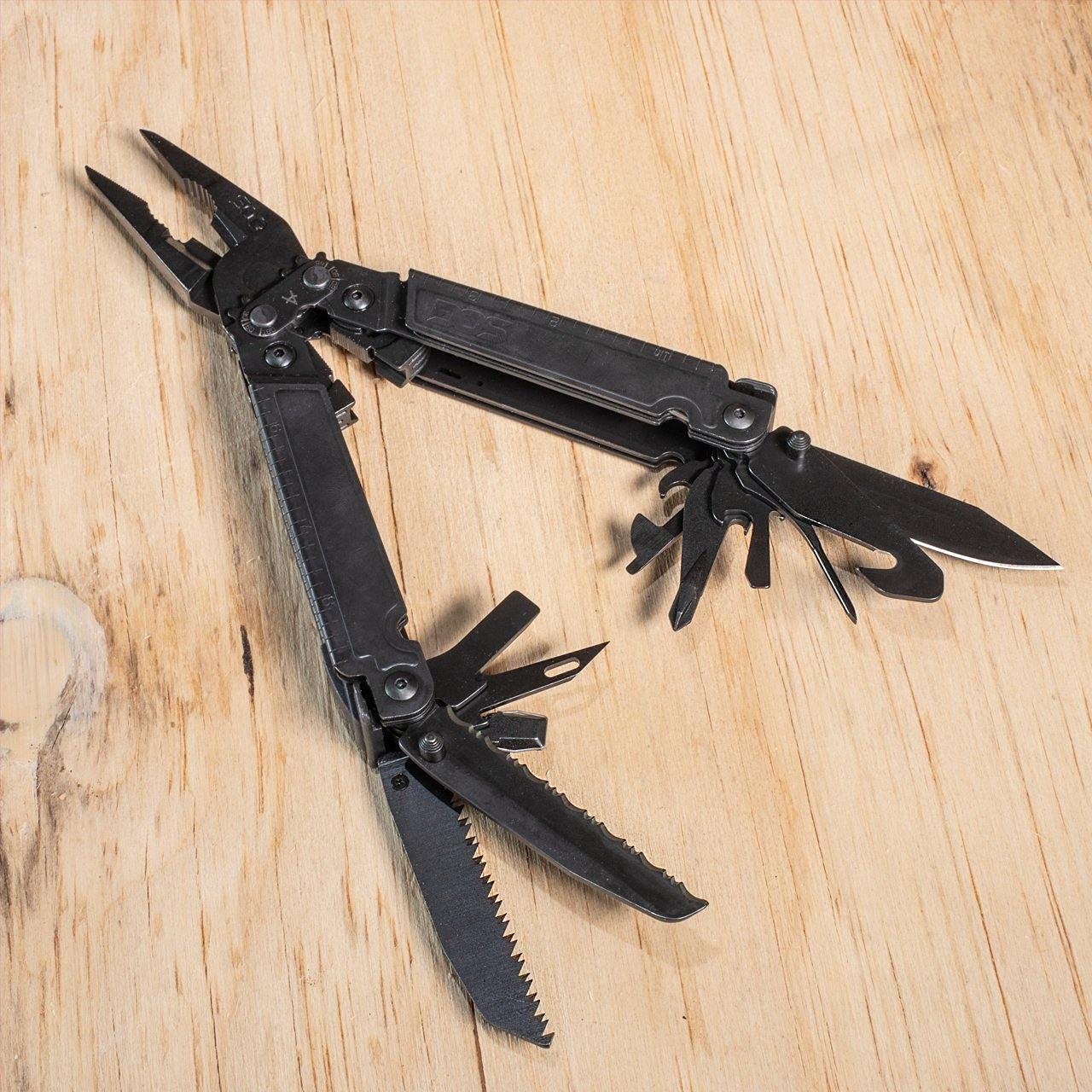 SOG PowerAccess Assist Multi-Tool Full-Sized Well-Rounded Daily Use | One-Handed Assisted Opening | 21 Tools, Black