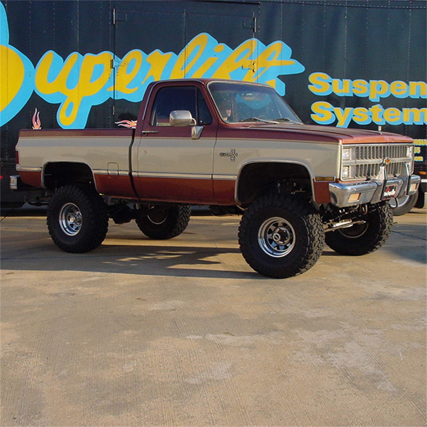 SUPERLIFT SUSPENSION RealTruck 8" Lift Kit for Suburban/Blazer/K10 | Complete Lift Kit with Front & Rear Shadow Shocks | K424 | Fits 1973-1987 Chevrolet K10; 1973-1991 Chevrolet Blazer/Suburban 4WD