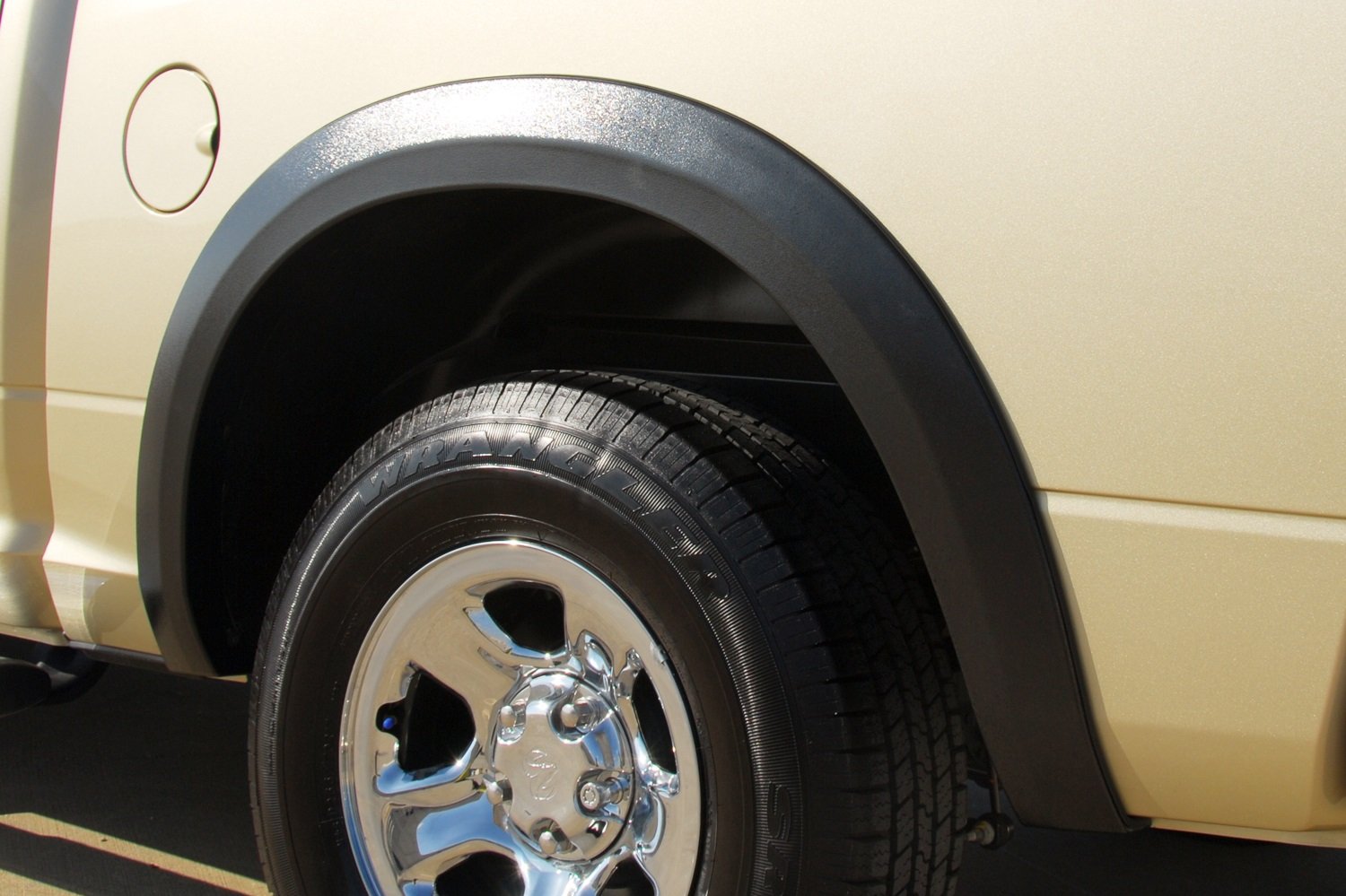 Lund Elite Series SX204SB Black Sport Style Standard Rear Fender Flare - 2 Piece