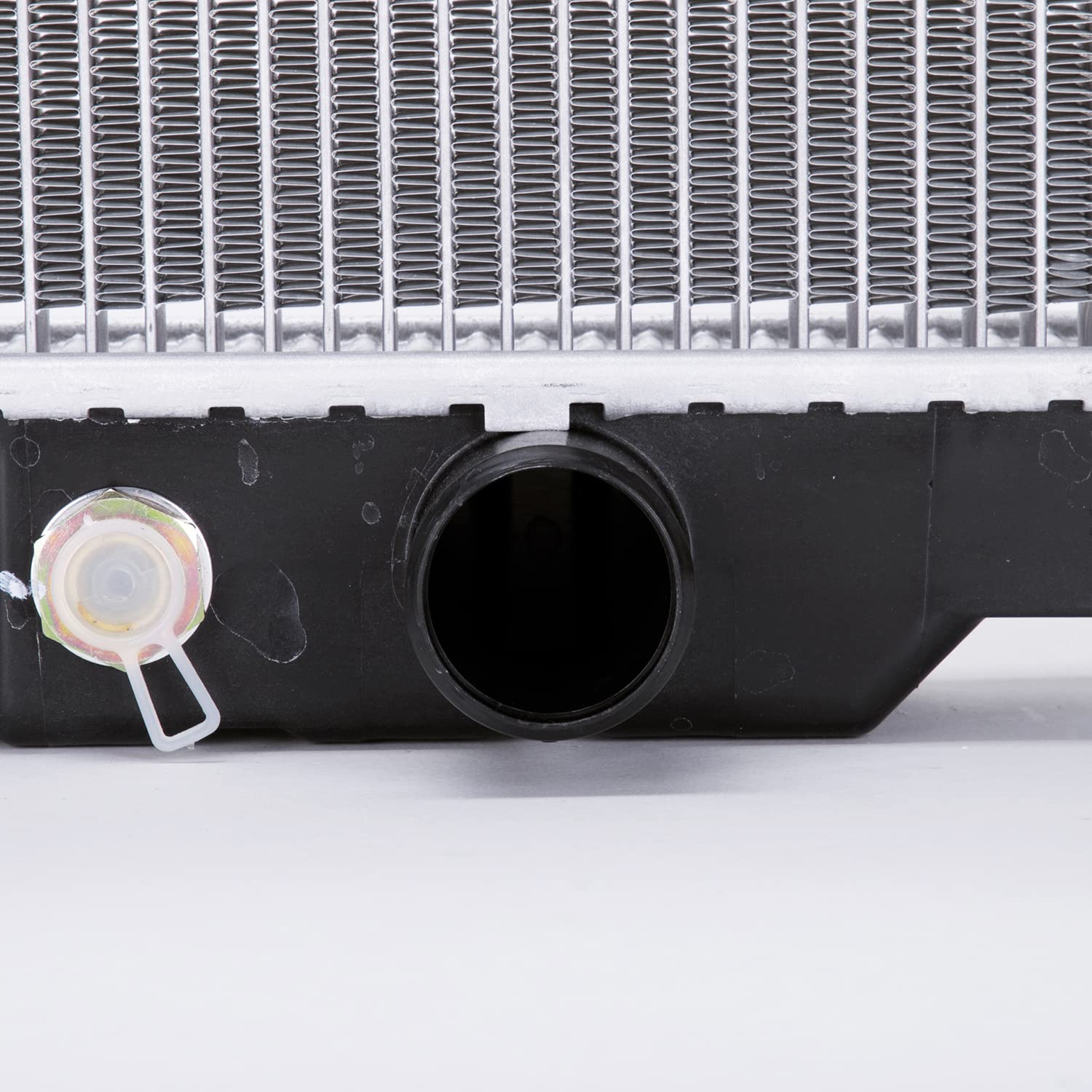 Radiator TYC Compatible with 1992-1996 Ford Econoline/Club Wagon 1455