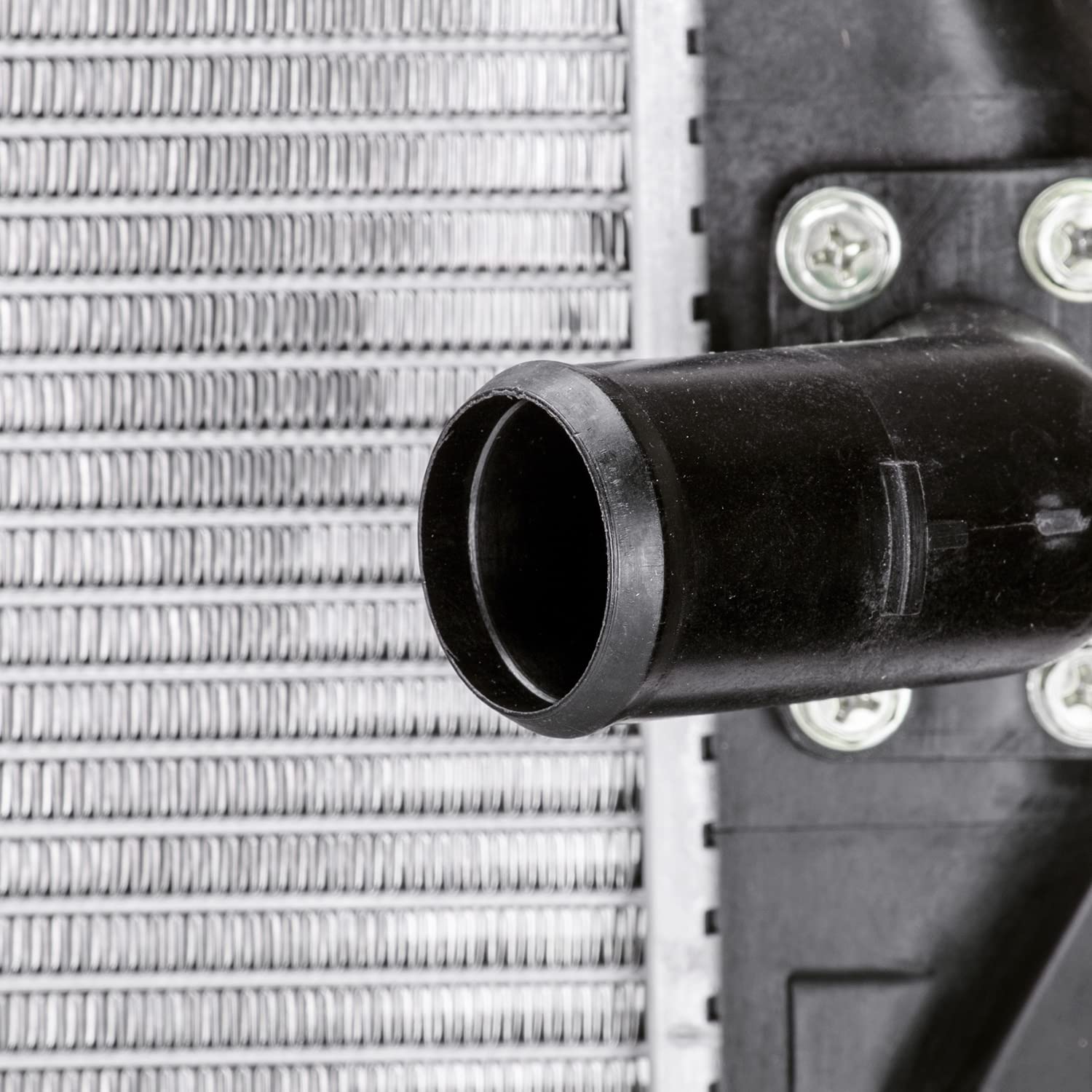 Replacement TYC 13266 Radiator for Infiniti M56