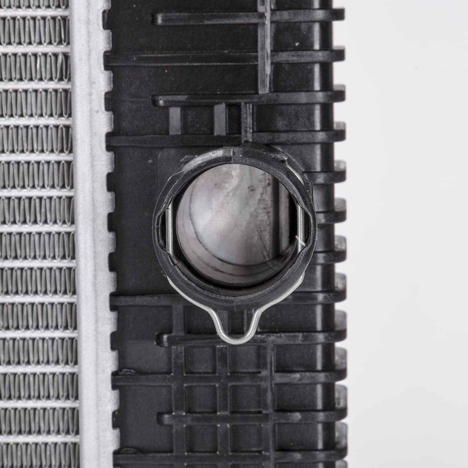 Replacement TYC 13213 Radiator for Mercedes-Benz GLK Class
