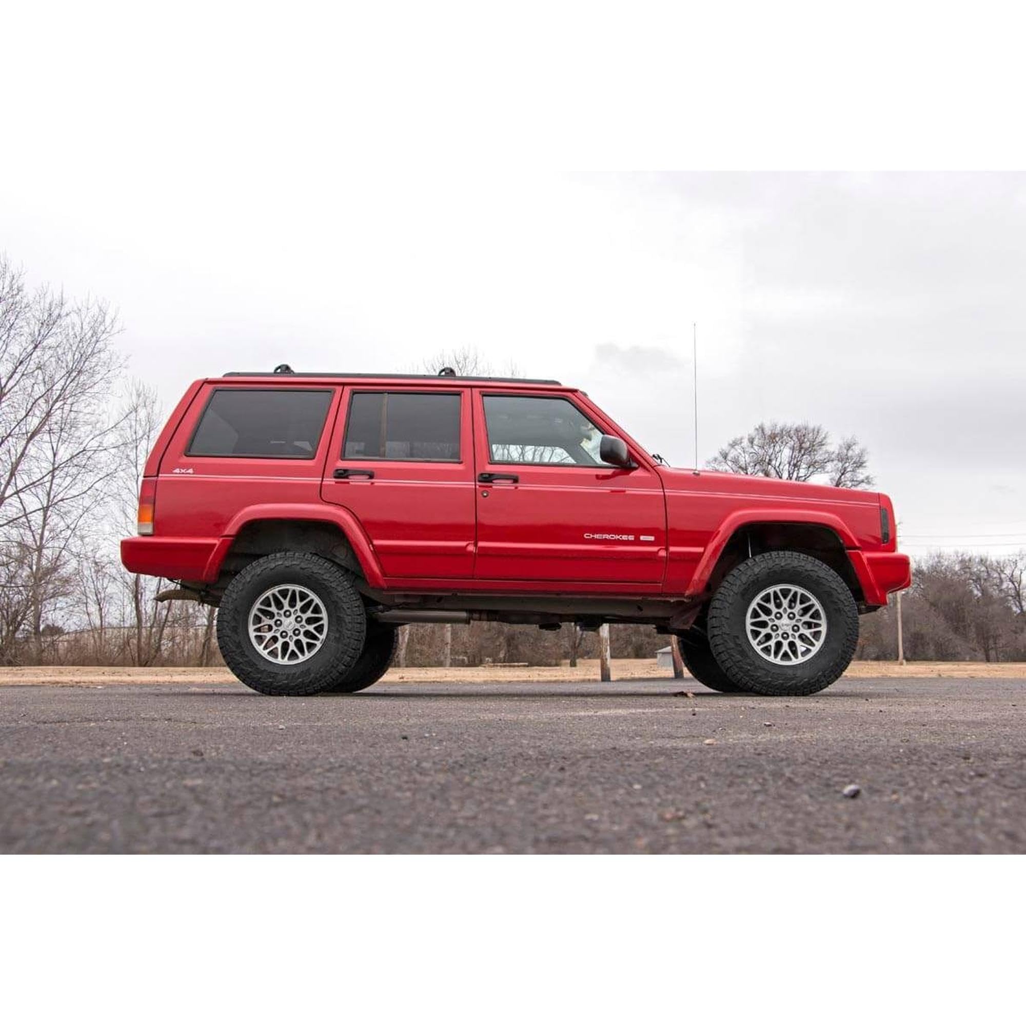 3" Lift Kit Rough Country for 1984-2001 Jeep Cherokee XJ 2WD/4WD - 67041