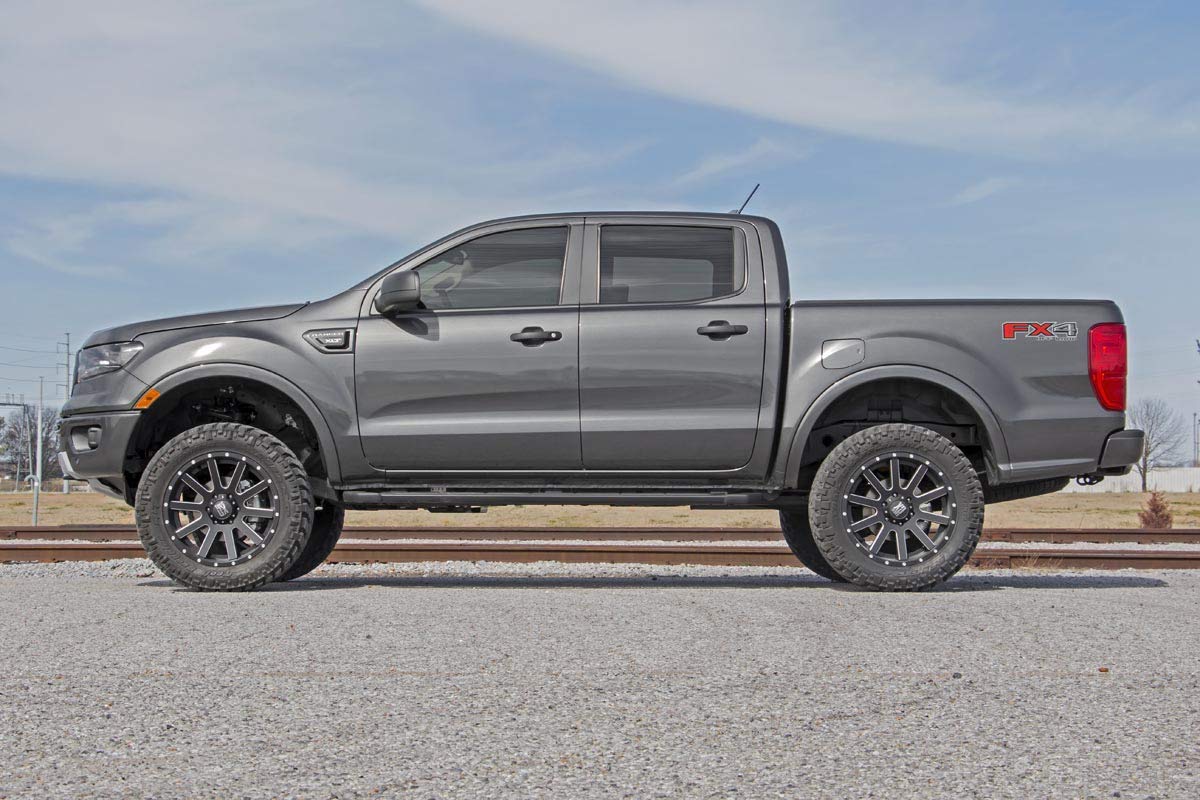 3.5" Rough Country Suspension Lift Kit for 2019-2023 Ford Ranger 4WD - 50002