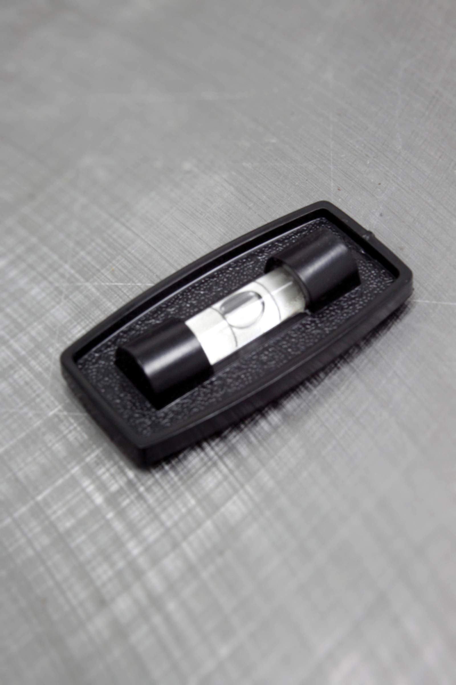 Never Fade Hopkins Towing Solutions Two Way Stick-on Level, Black