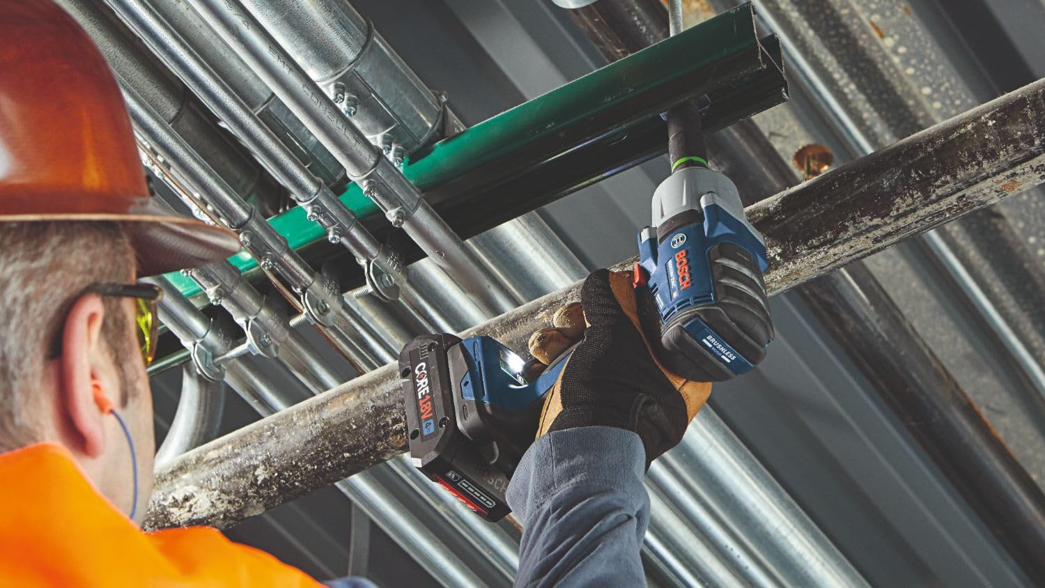 Bosch GDS18V-330CB25 1/2 In. Mid-Torque Impact Wrench Kit with Friction Ring and Thru-Hole 18V Brushless Connected-Ready and (2) CORE18V® 4 Ah Advanced Power Batteries