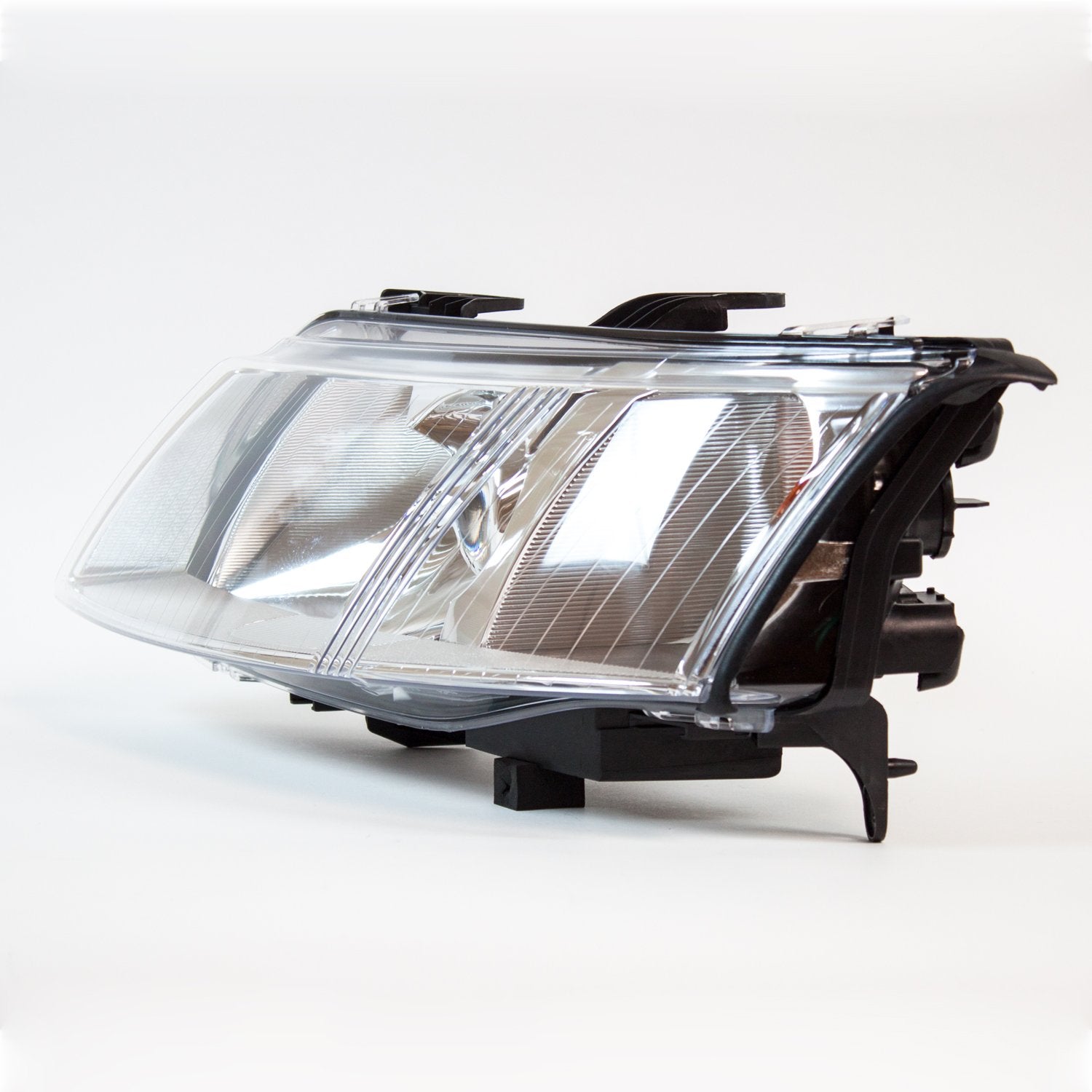 Left TYC Headlight Assembly Compatible with 2003-2007 Saab 9-3