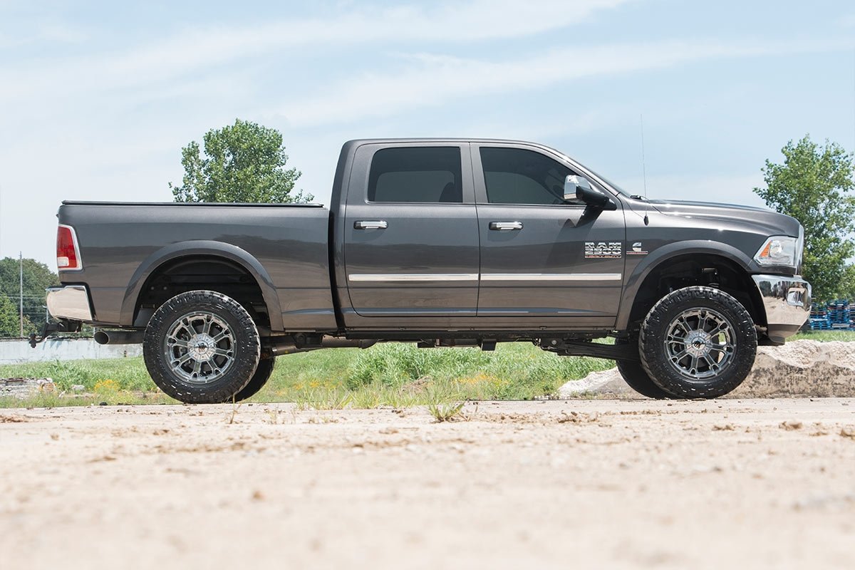 2.5" Rough Country Lift Kit w/N3 Shocks for 2014-2024 Ram 2500 4WD - 30230