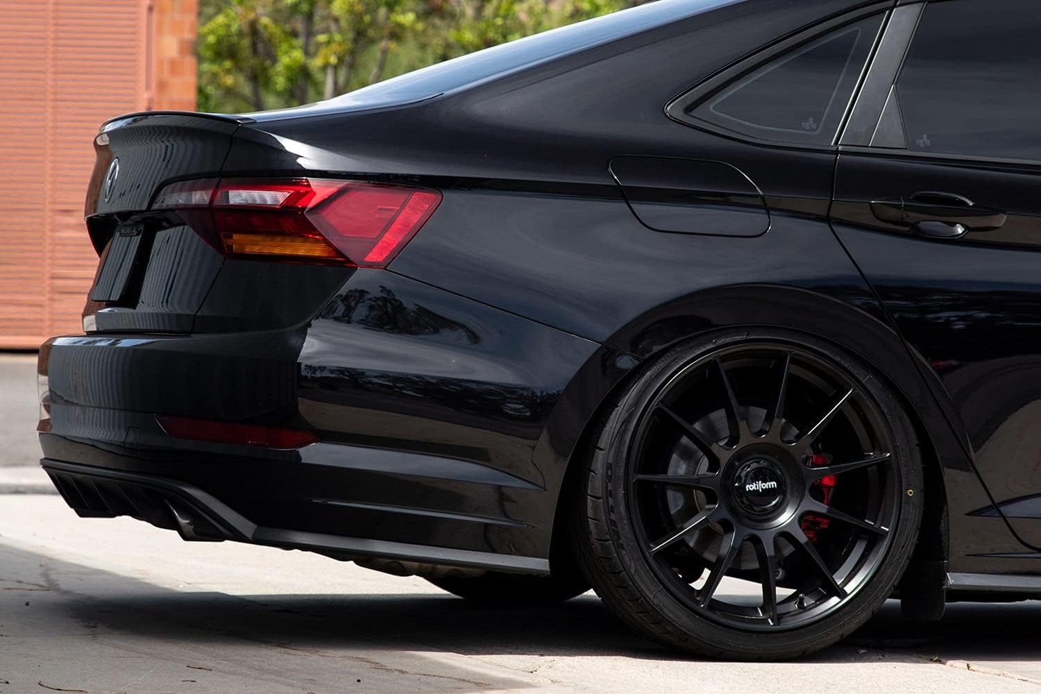 R168 Rotiform 18X8.5 5X112/120 S-BLK 35MM - R1681885F4+35