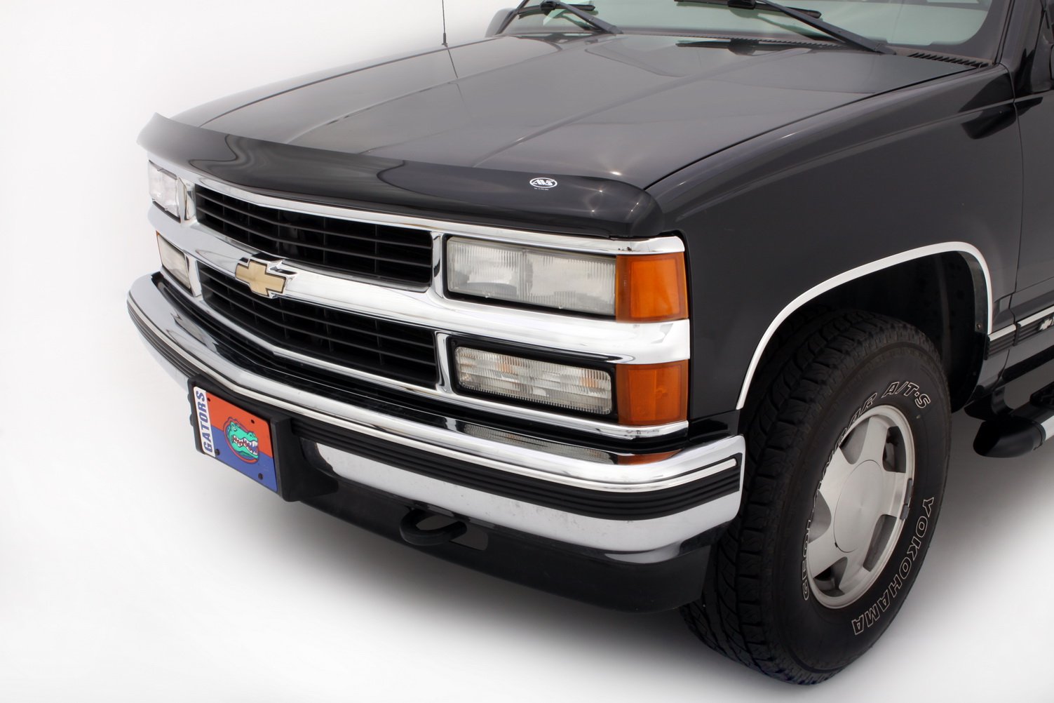 Bugflector Hood Shield / Protector Auto Ventshade [AVS] | Fits 88-99 Chevy/GMC C1500,K1500, 88-00 C2500/3500,K2500-K3500 + More | High Profile Bug Deflector - 1 pc., Dark Smoke | 23024