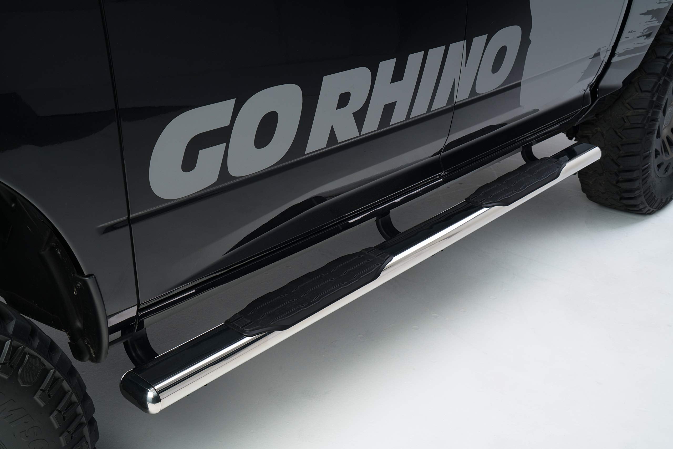 5" Oval Go Rhino 1000 Series Sidesteps | 73", Stainless Steel, Polished | 10573PS