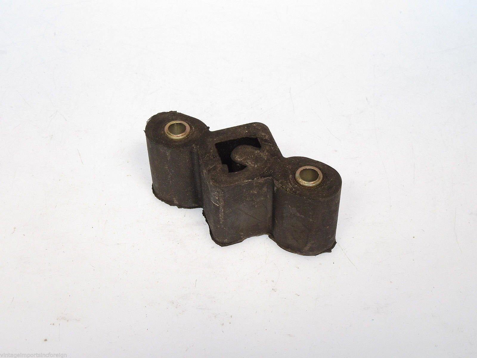 255-750 Bosal Exhaust Mount