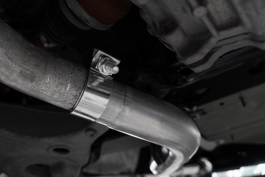 20-21 Ford Explorer ST MBRP 3.0L EcoBoost Dual Rear Exit Axle Back w/Quad Carbon Fiber Tips - T304