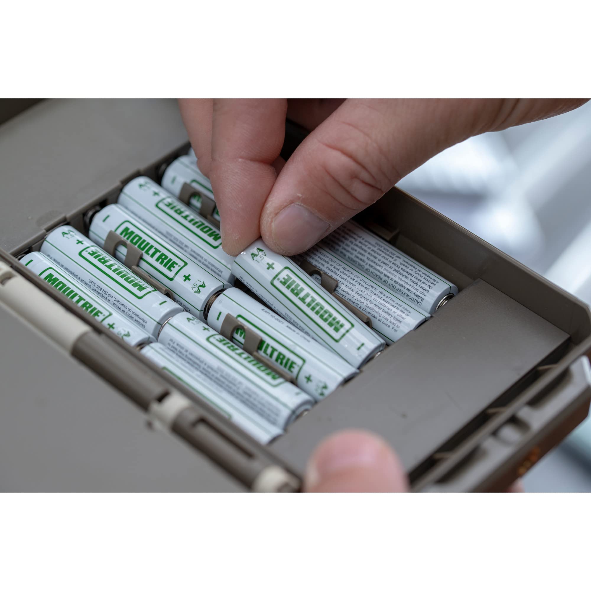 Moultrie White AA Batteries (MCA-13295) 16 Count (Pack of 1)