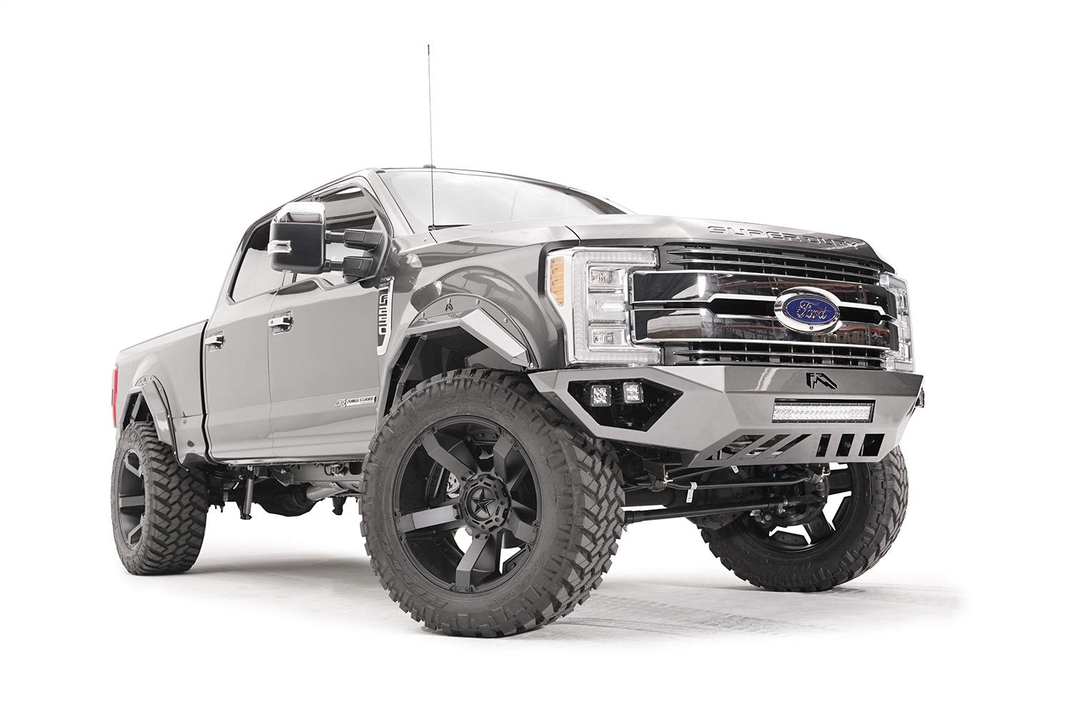 17-C Ford Superduty Fab Fours F250 or F350 Open Fender Front Bumper No Guard