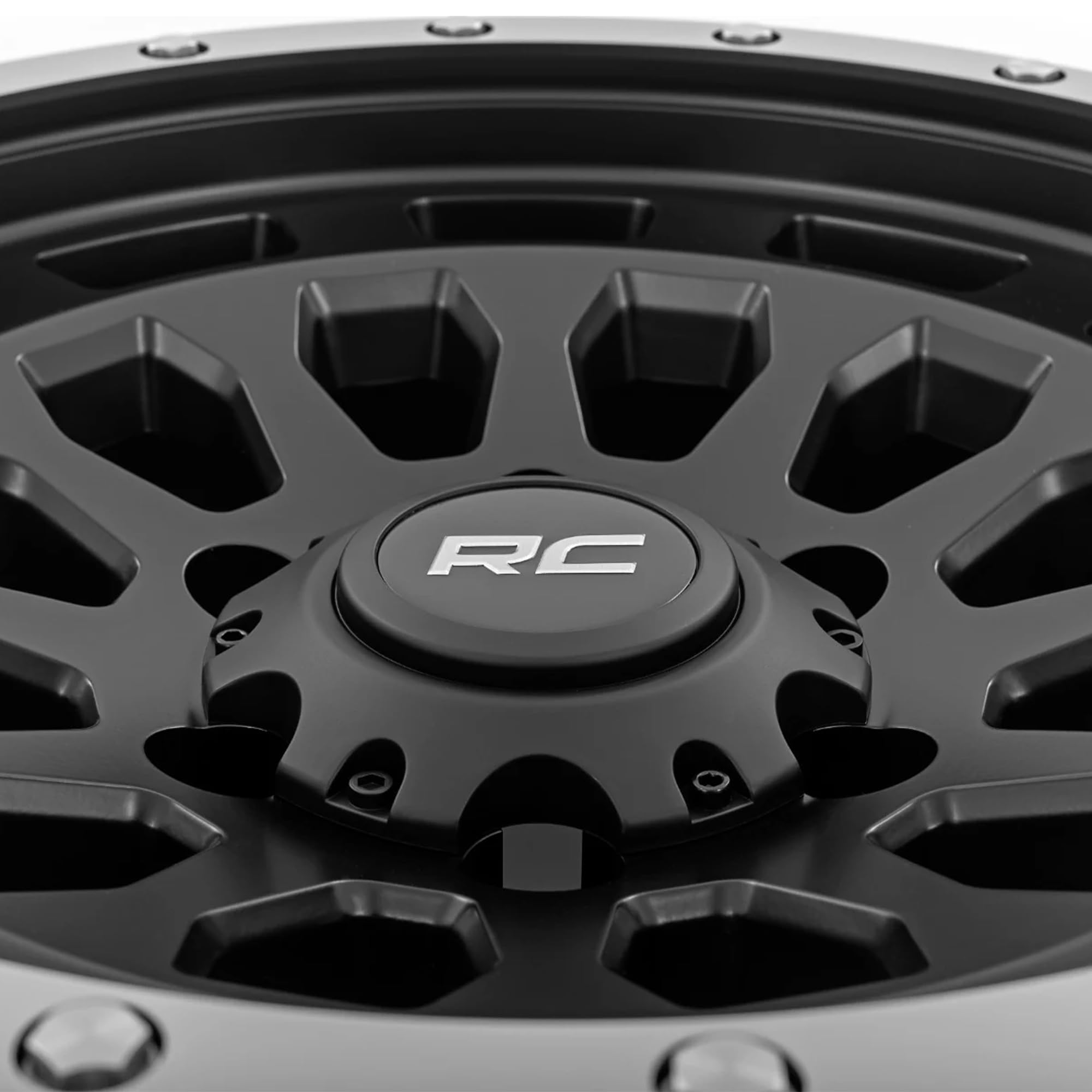 Rough Country One-Piece 87 Series Aluminum Wheel with Simulated Beadlock - 17x8.5, 6x5.5 Bolt Pattern, +0mm Offset, Machined Black