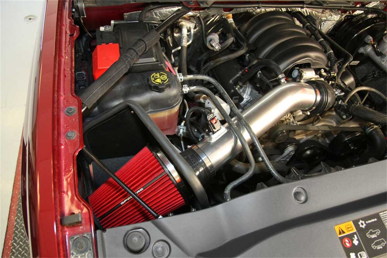 Performance Spectre Air Intake Kit: High Performance, Designed to Increase Horsepower and Torque: Fits 2014-2016 CHEVROLET/GMC (Silverado 1500, Sierra 1500) SPE-9026