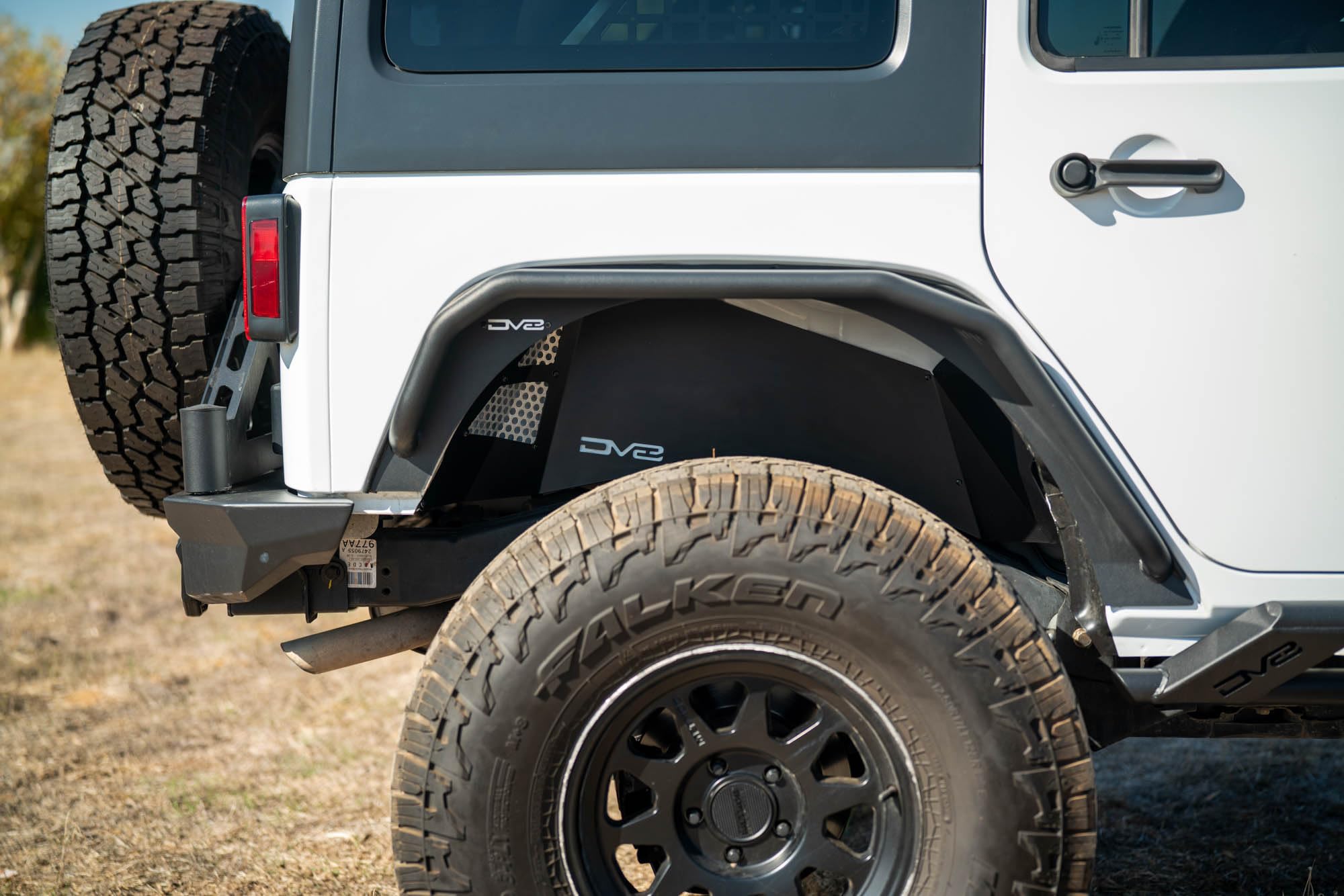 Rear Inner Fenders DV8 Offroad for 2007-2018 Jeep Wrangler JK | Aluminum Design for Protecting Inner Wheel Wells | Satin Black Powder Coated Finish | Matches DV8's Front Inner Fenders | Mesh Accents