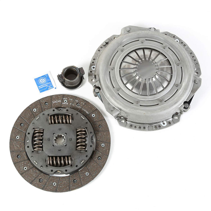 Regular Clutch Kit | Omix-Ada | 16901.26 | OE Reference: 5106124AD | Fits 2012-2018 Jeep Wrangler JK 3.6L