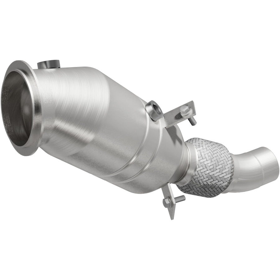 Direct Fit MagnaFlow Exhaust Products 52267 Catalytic Converter (2014 228i 2.0L Close Coupled)