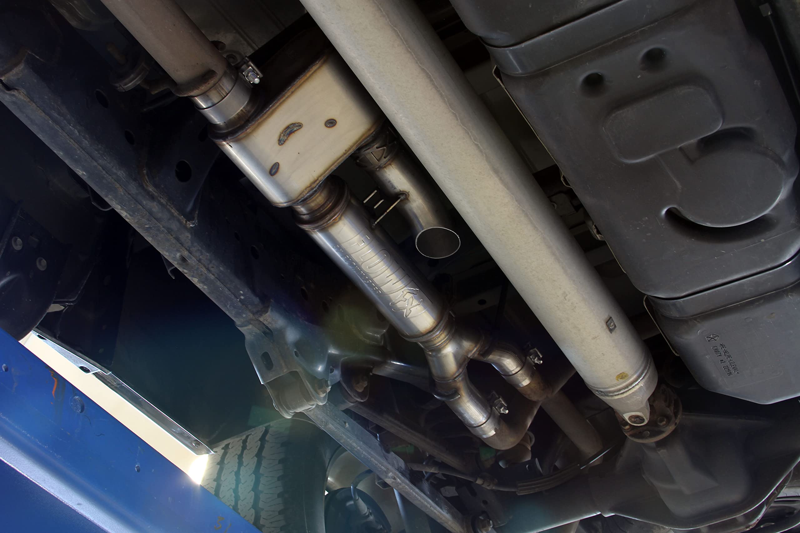 Flowmaster FlowFX 717900 Direct Fit Dual Mode Muffler with Active Valve
