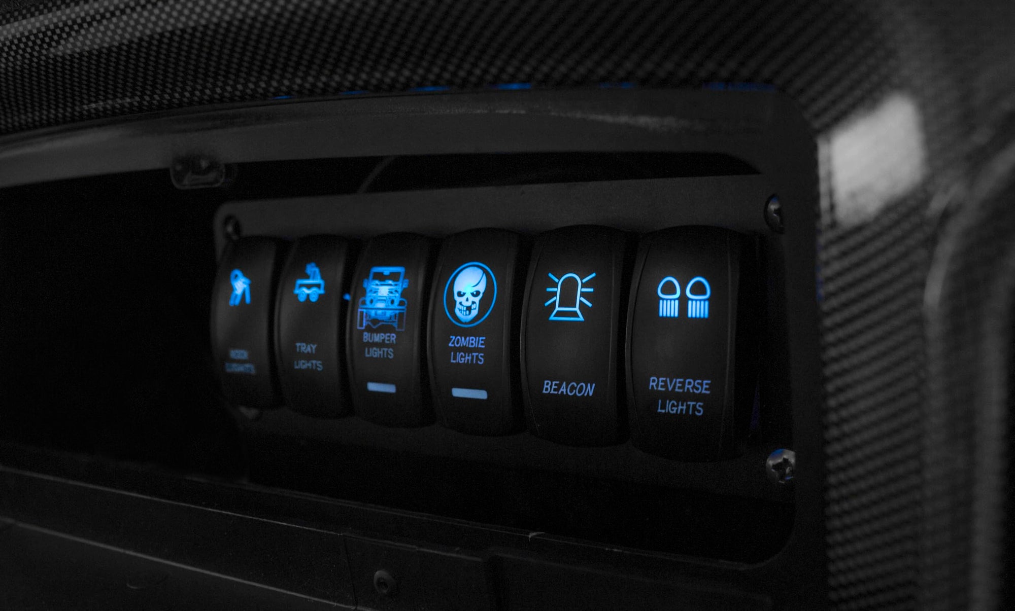 Race Sport Lighting Pre-Wired RS5PPWSS 5-position Rocker Switch Socket - makes for any easy and quick installation Black