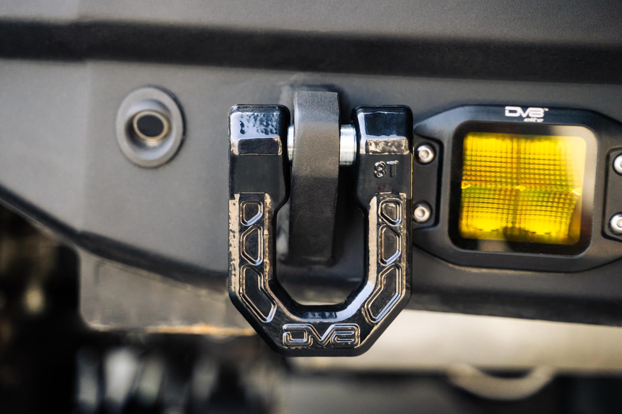 Offroad DV8 Elite Series D-Ring Shackles | Pair | 8 Ton Working Load Limit | (4) ⅛” & (4) 3/16” Isolators Included | 1&1/16” Thick Forged Steel D-Ring (Black)