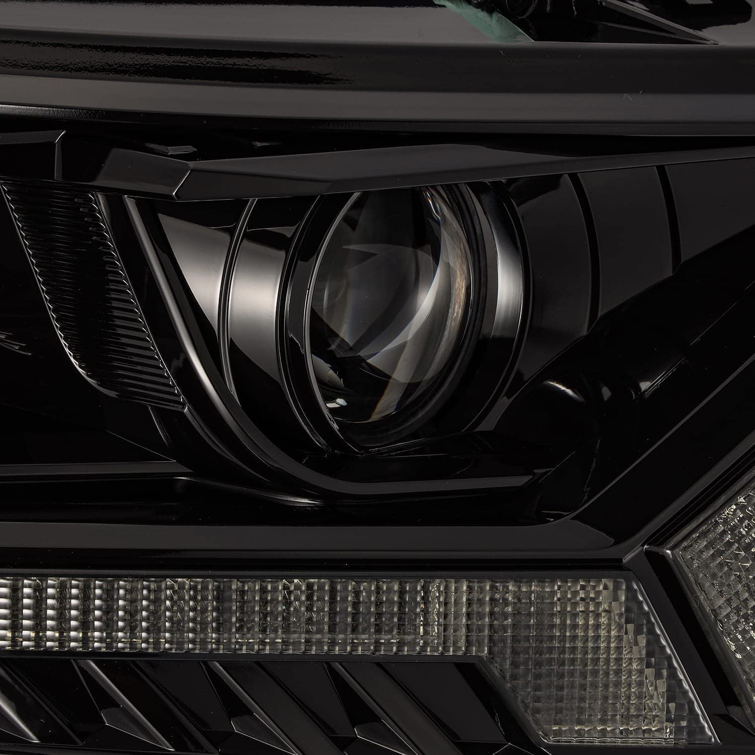 880121 AlphaRex USA LUXX Series LED Projector Headlights fits Ford Ranger, Clear