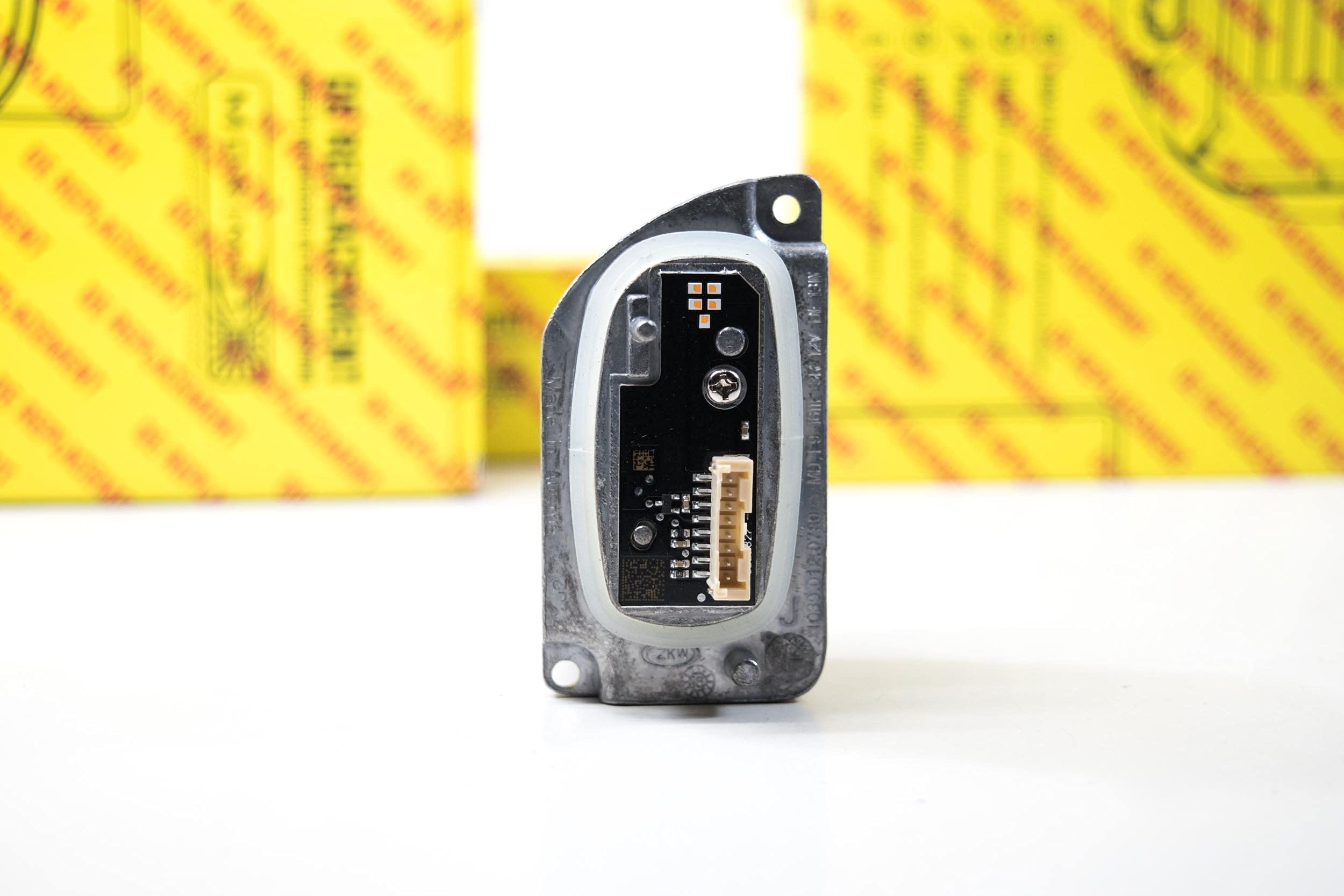 BMW G38 Morimoto OE Driver Replacement, fits Turn Signal Module (RH), Direct Plug and Play Replacement for Part Number: 63117214941 (1x MR037)