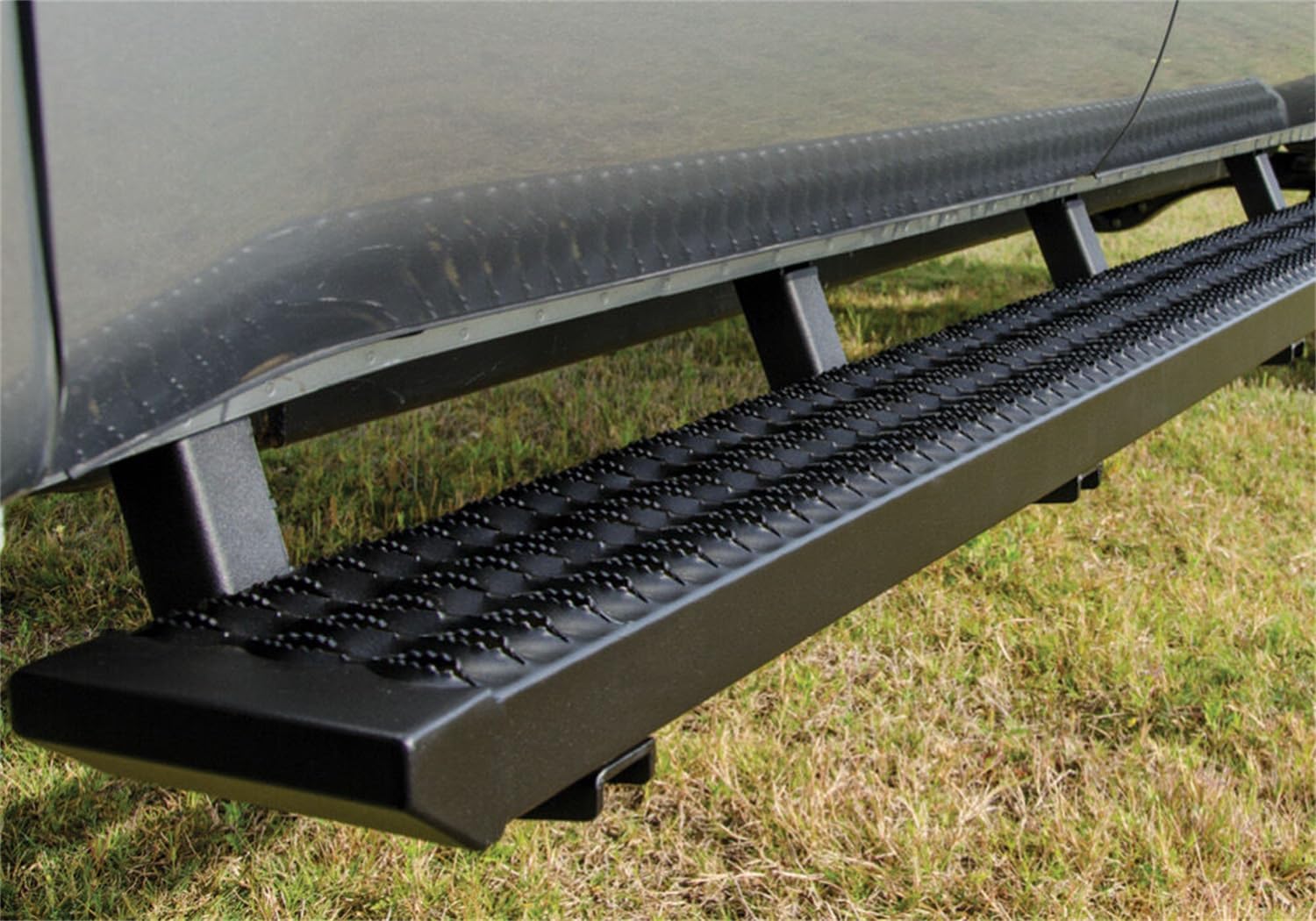 N-FAB Growler Fleet Step Cab Length, Textured Black | GFC17RC-TX | fits Chevy-GMC 2500 / 3500 (Diesel) Regular Cab 17-18