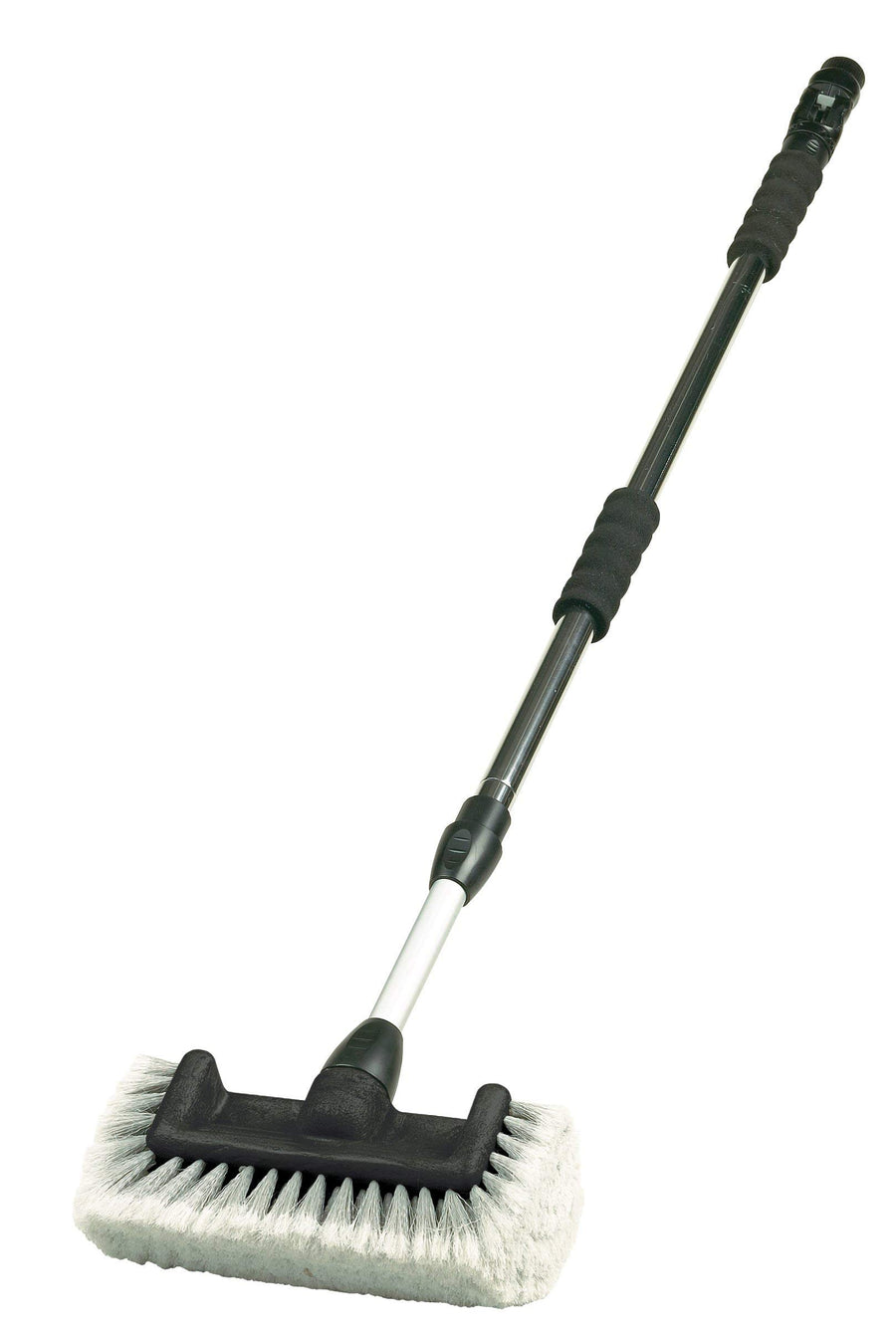Carrand Flow-Thru 10" Quad Wash Brush with 71" Aluminum Extension Pole, black